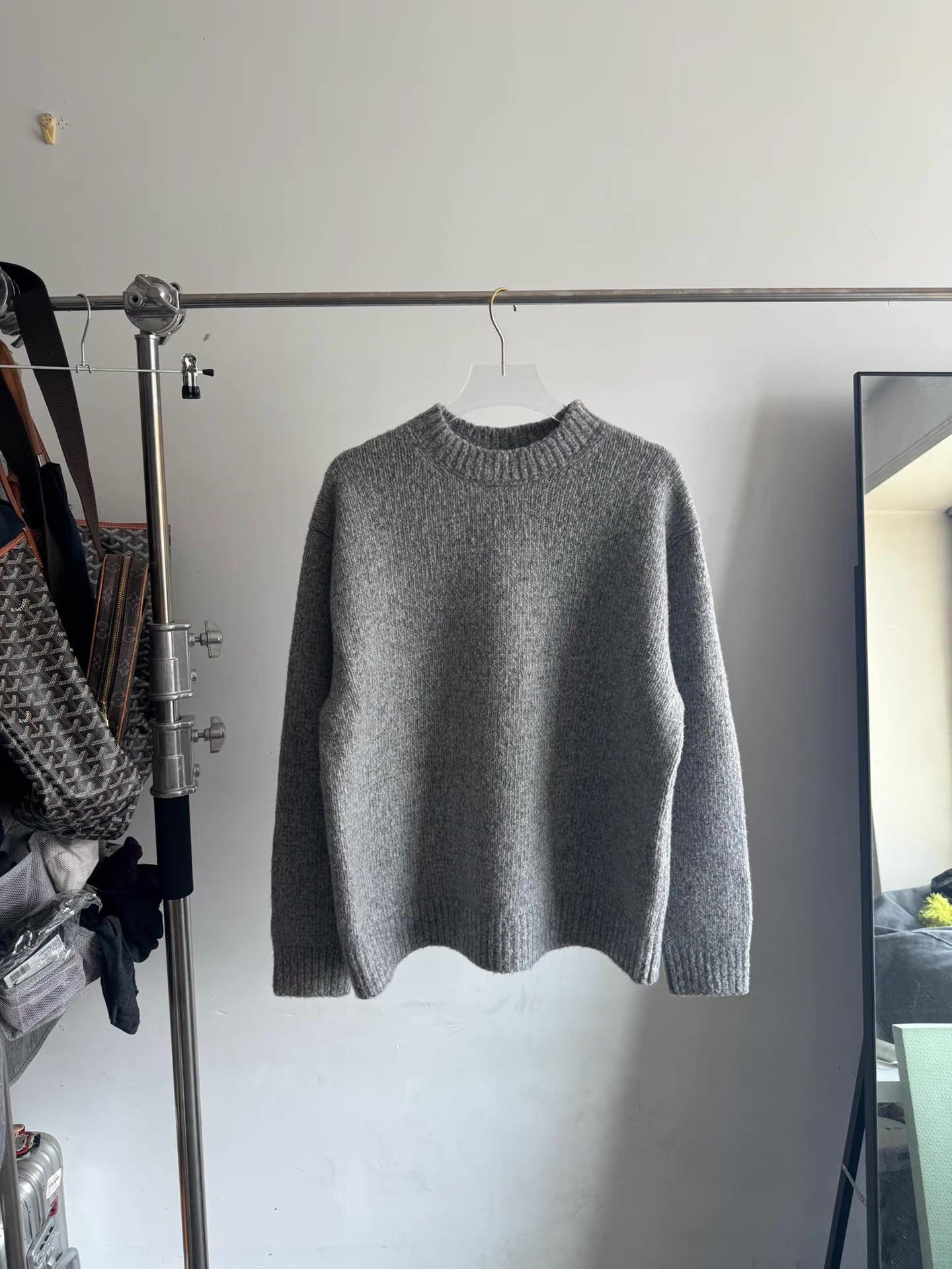 Acne Studios Acne Studios Gray Chunky Wool Sweater Q17 Size US M / EU 48-50 / 2 - 1 Thumbnail