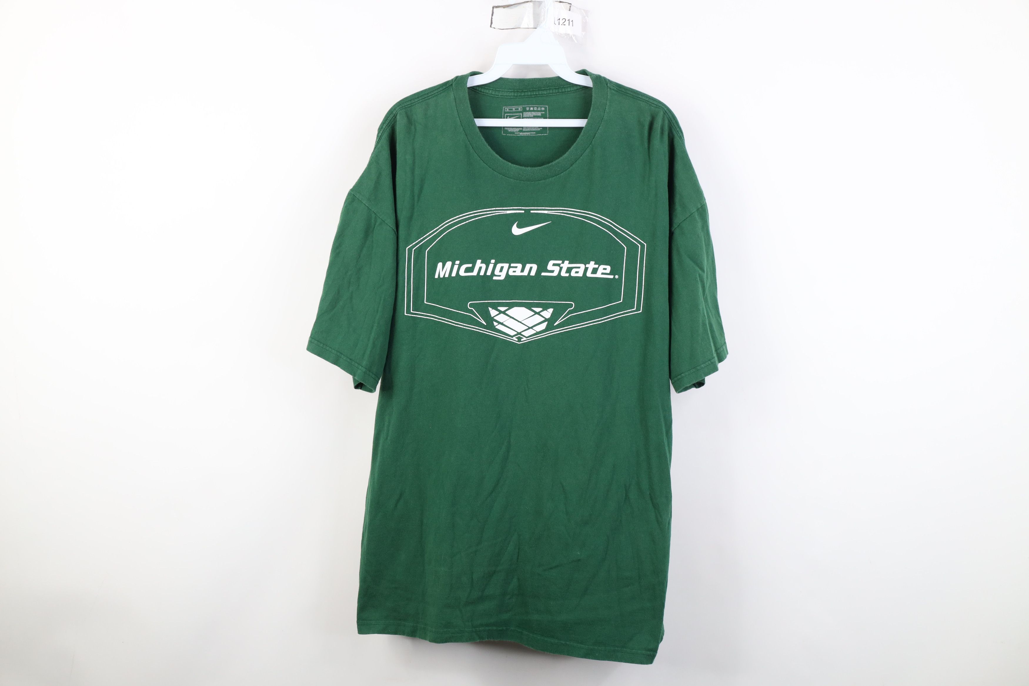 Nike Vintage Nike Michigan State University Basketball T-Shirt Size US XL / EU 56 / 4 - 1 Thumbnail