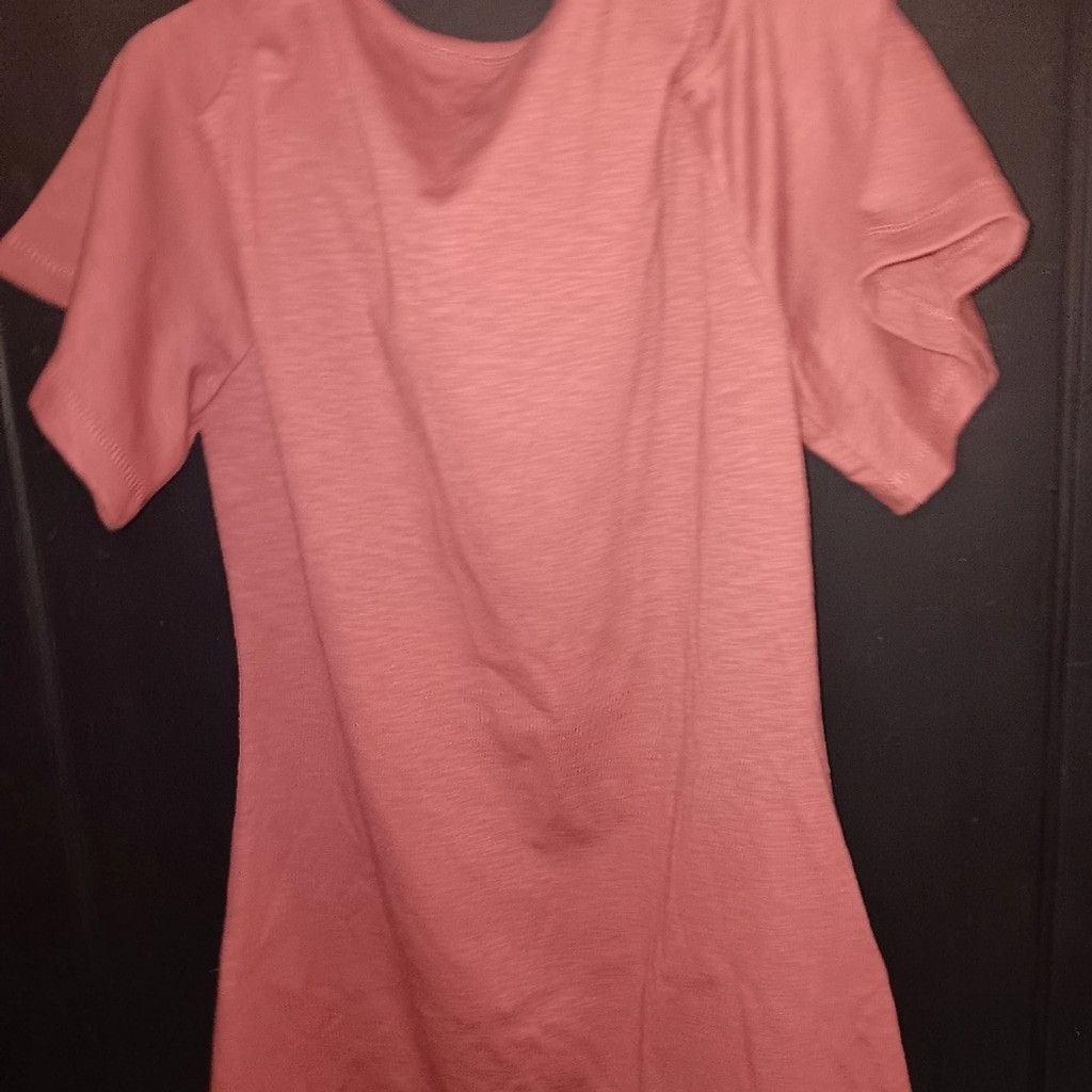 Other Doe & Rae, ladies Dusty rose, cold shoulder, top. nwot Size L / US 10 / IT 46 - 3 Thumbnail