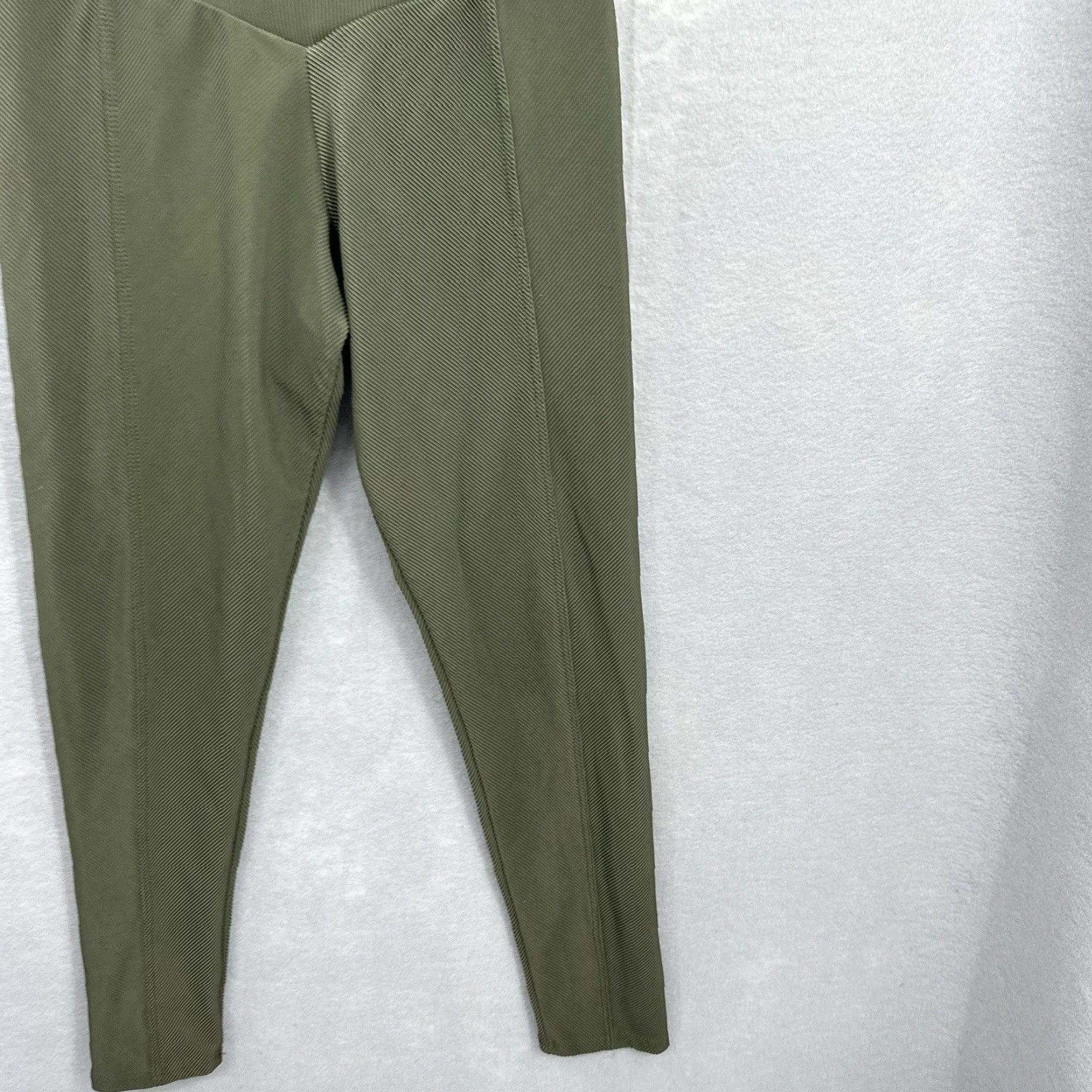 Onia Onia Leggings Womens Small Green Ribbed High Waist Yoga Athleisure Minimalist Preppy Size 28" / US 6 / IT 42 - 3 Thumbnail