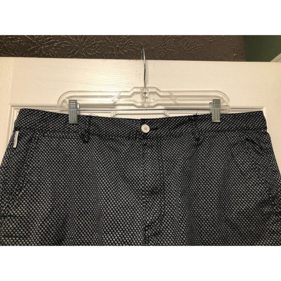 Armani Exchange Armani exchange men's navy cotton casual shorts size: 40 Size US 40 / EU 56 - 2 Thumbnail