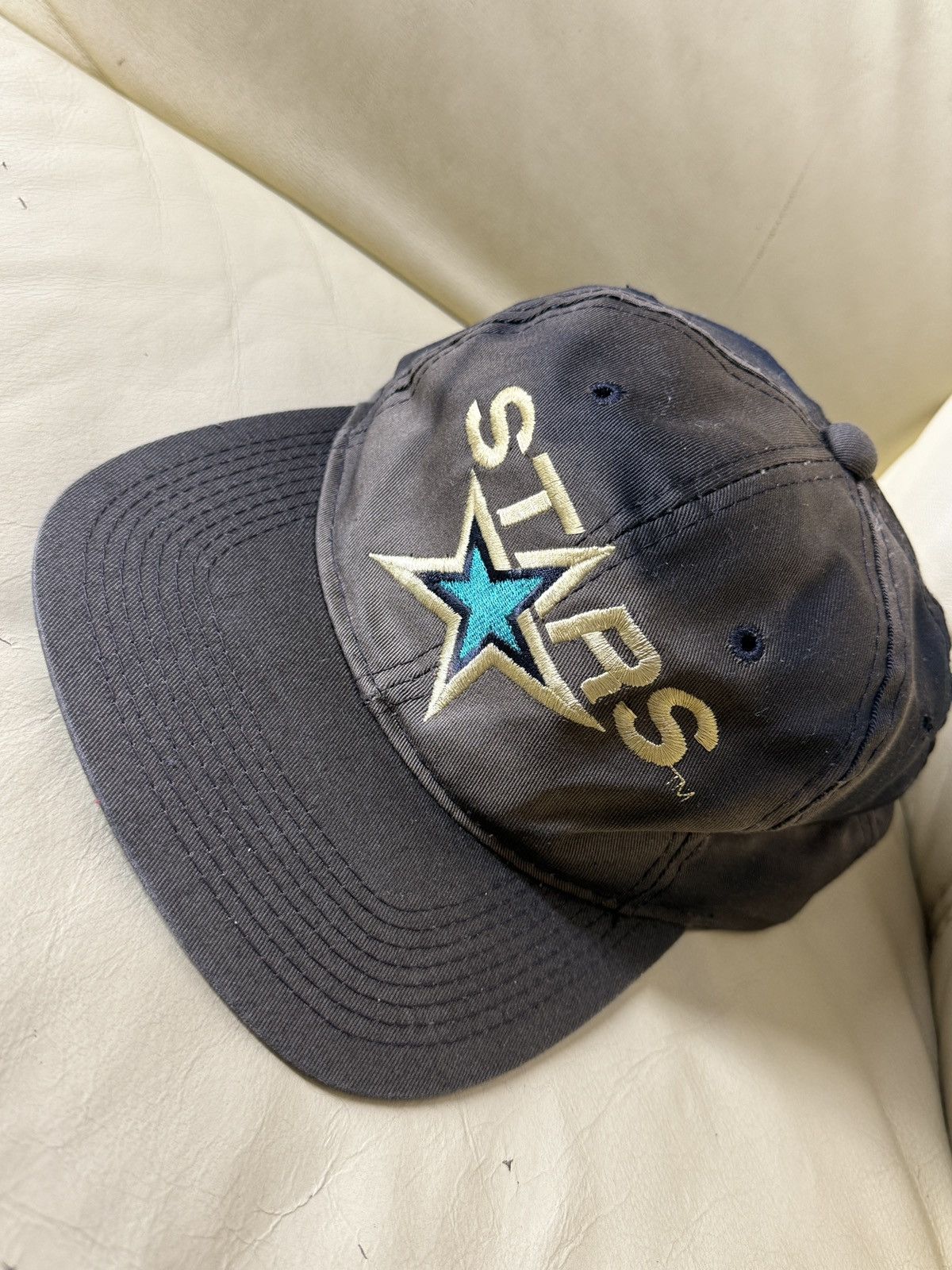 NHL Vintage NHL Sun Faded Snap Back Dallas Stars 90s Cap Size ONE SIZE - 3 Thumbnail