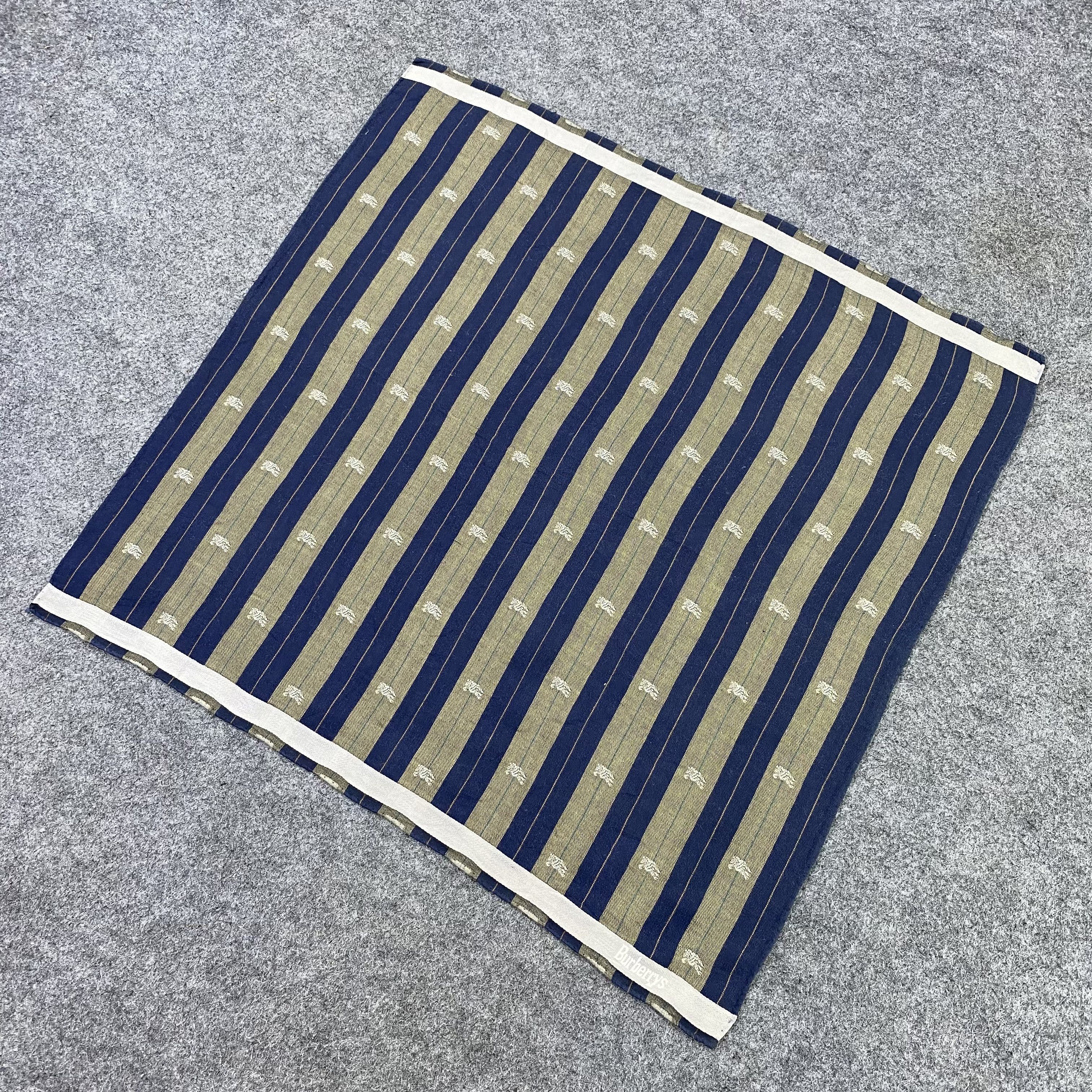 Burberry Burberry Handkerchief Neckerchief Bandana-B1673 Size ONE SIZE - 4 Thumbnail