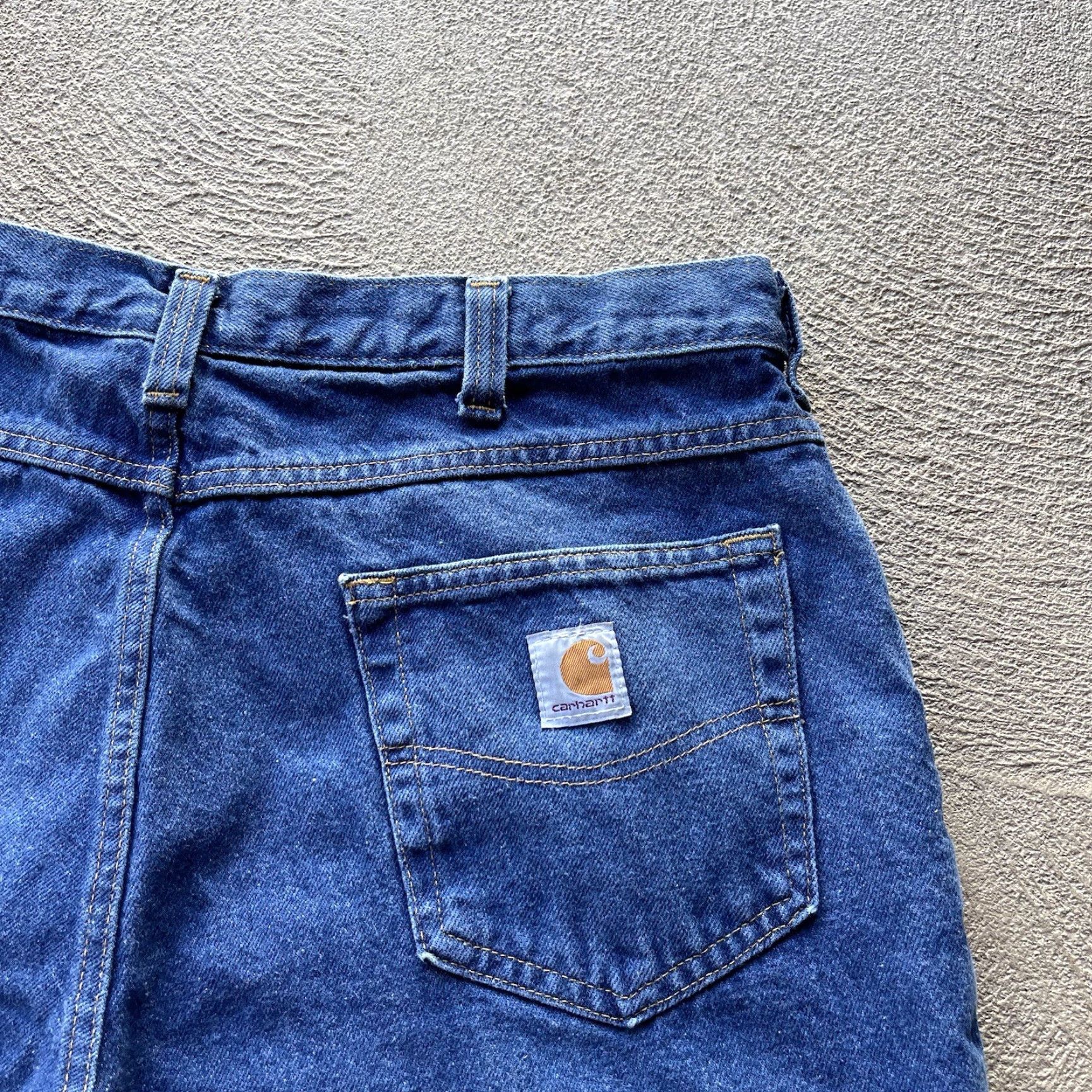 Carhartt VINTAGE Carhartt Bermuda Shorts Denim 36 Mens Relaxed Fit Blue 10" Inseam 90s Hip Hop Workwear Baggy Cut Off Jeans Baggy Y2K Size US 36 / EU 52 - 2 Thumbnail