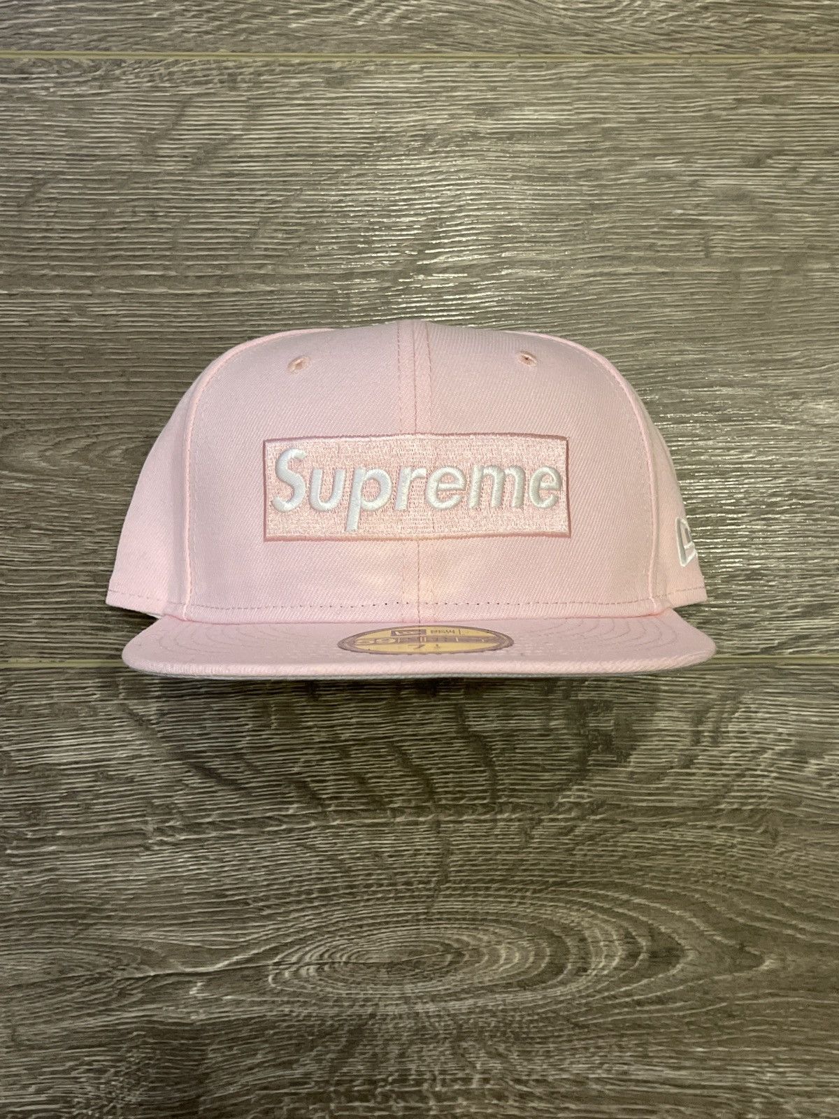 New Era × Supreme Supreme new era 27 time world champion