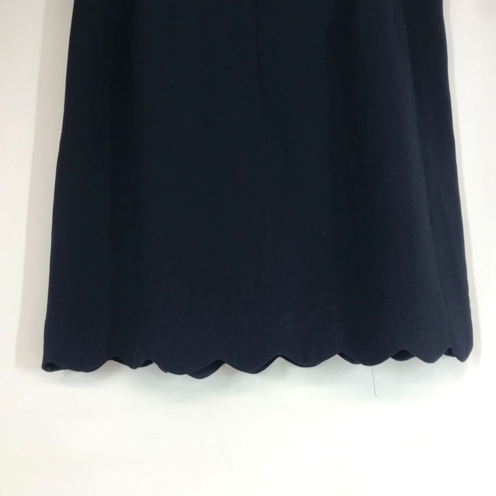 Loft LOFT - WOMEN'S 6 -NAVY 100% POLYESTER SCALLOP HEM SKIRT W/ POCKETS Size 28" / US 6 / IT 42 - 6 Thumbnail