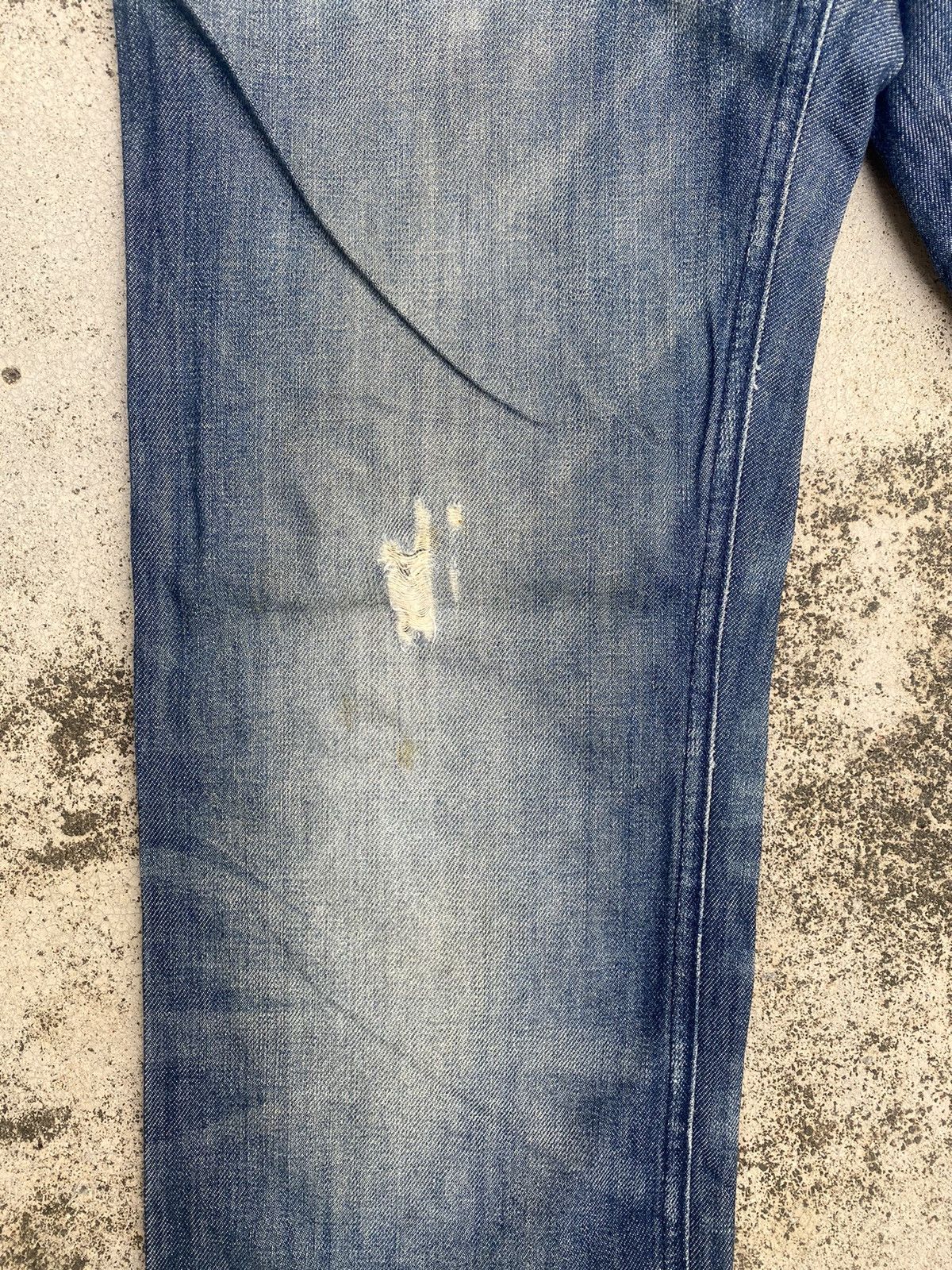 Designer × Dolce & Gabbana Dolce & Gabbana Distressed Faded Denim Jeans Size US 30 / EU 46 - 8 Thumbnail