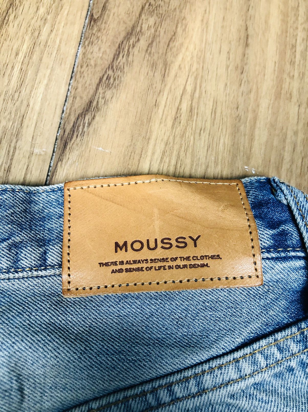 MOUSSY Distressed Moussy Denim Jeans (21) Size 23" - 23 Thumbnail
