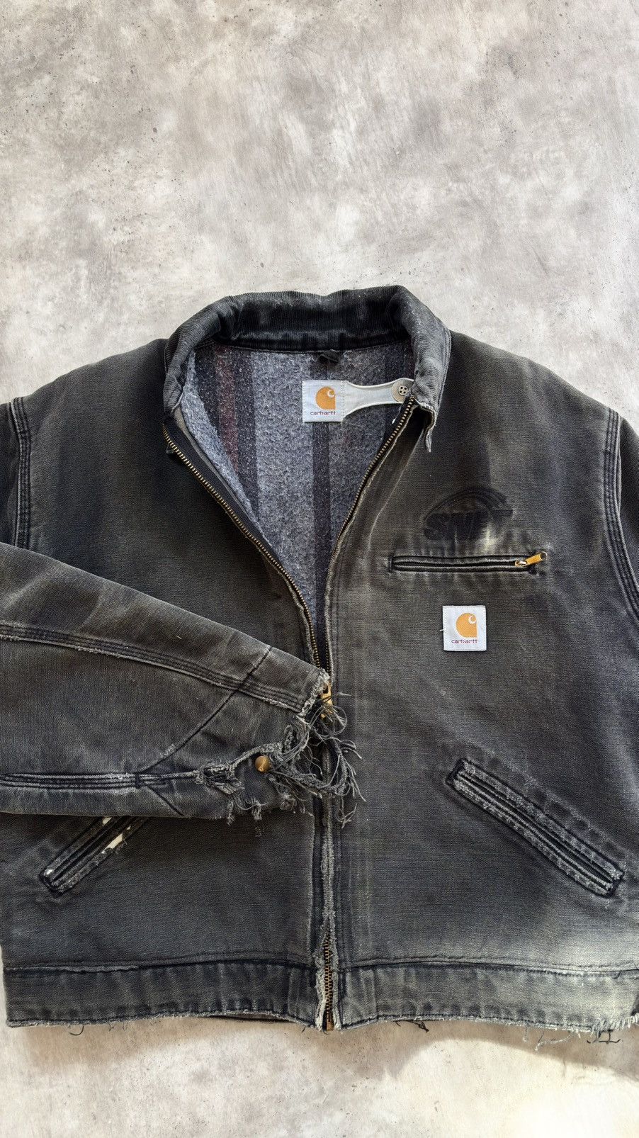 Carhartt Carhartt Detroit 90s Big Logo RARE faded n’ distressed Size US M / EU 48-50 / 2 - 18 Thumbnail