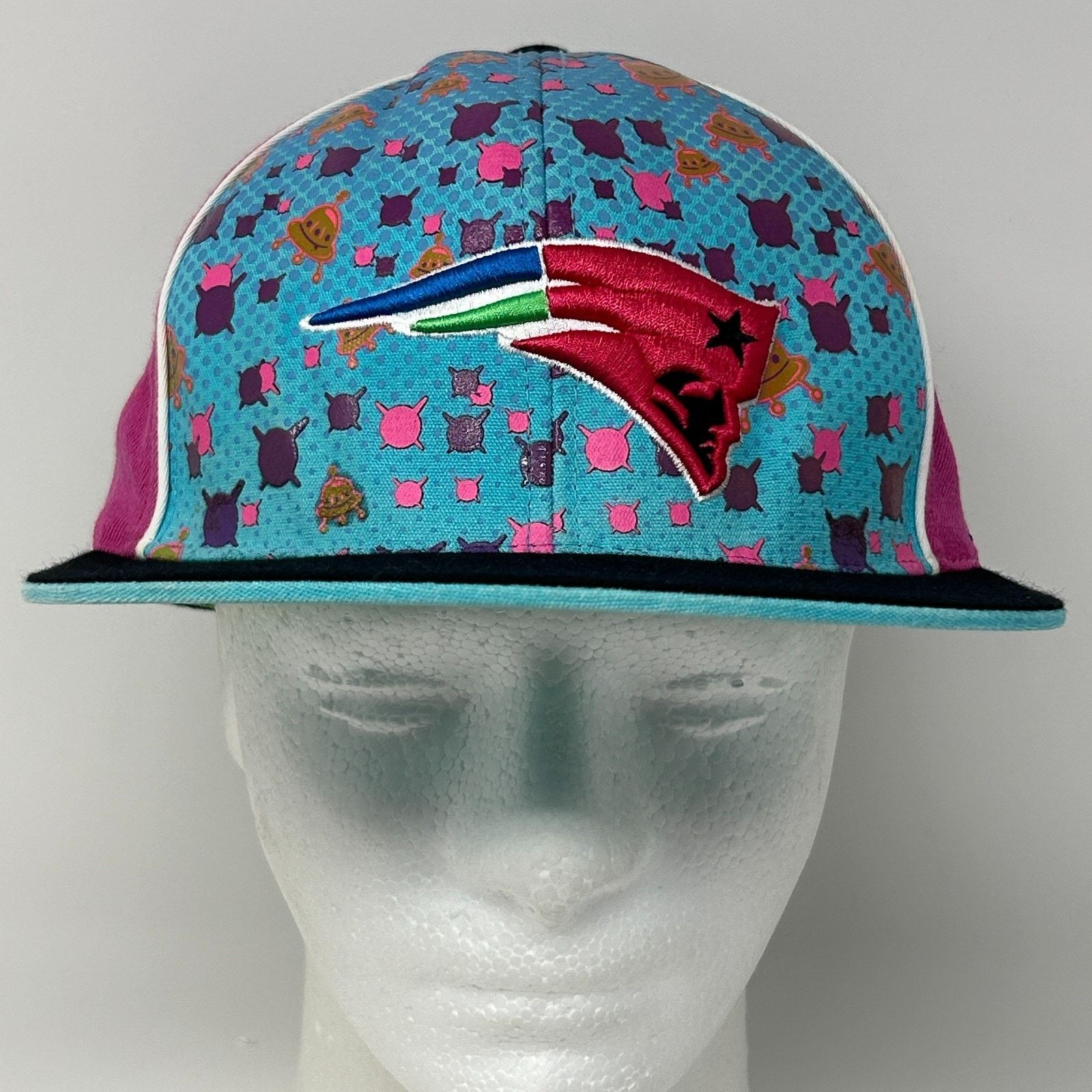 Reebok New England Patriots Hat Baseball Cap UFO Alien Space 7 5/8 Size ONE SIZE - 2 Thumbnail