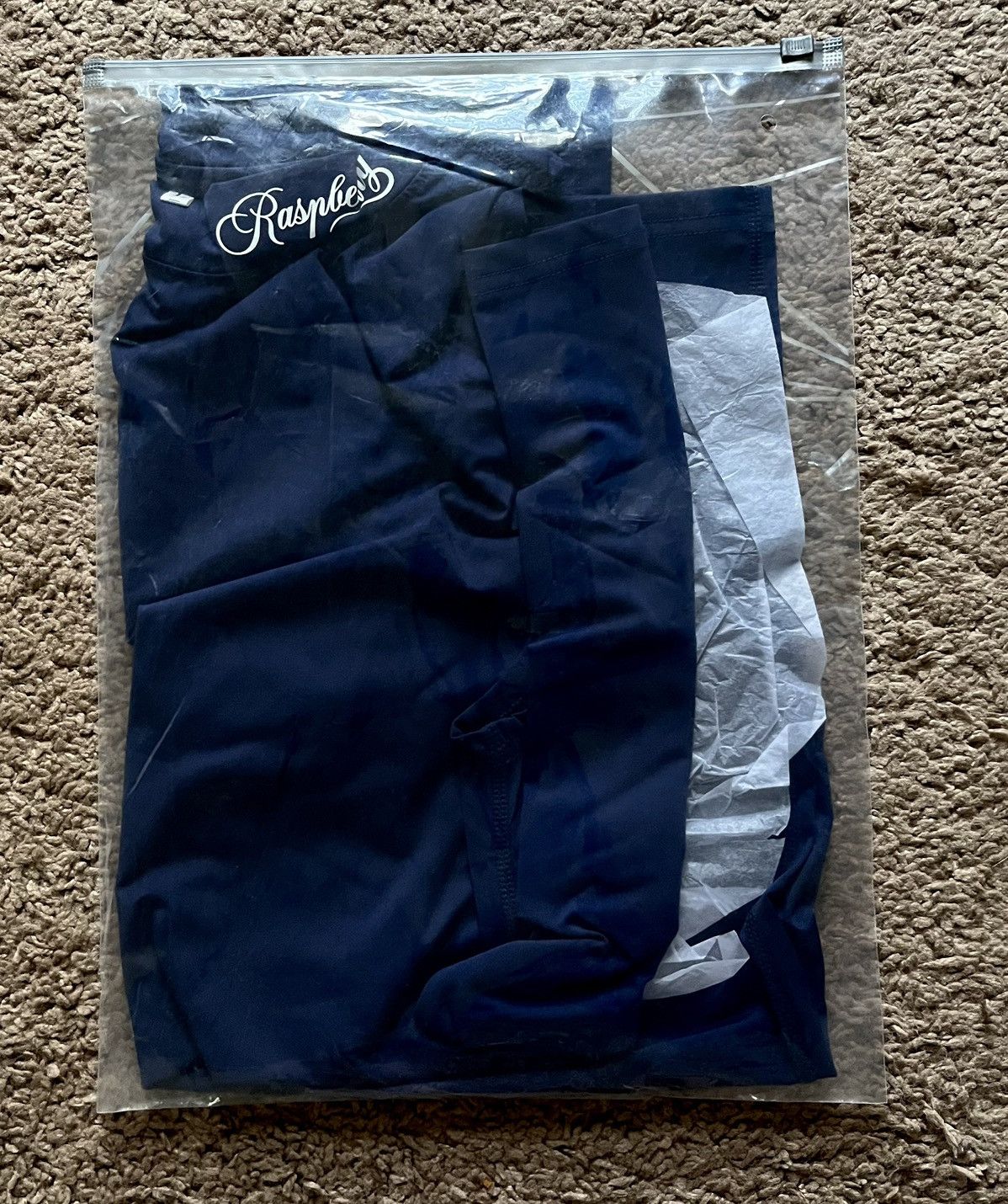 The GV Gallery Gv gallery / raspberry hills MUSCLE CUT OFF Size US L / EU 52-54 / 3 - 3 Thumbnail