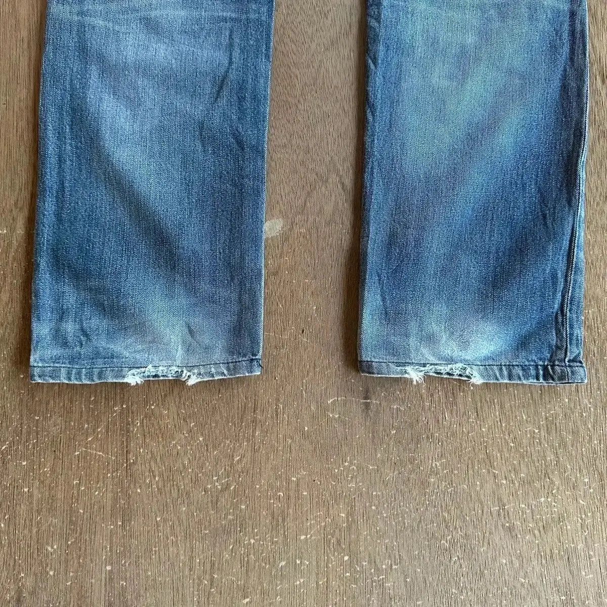 Black Label BURBERRY BLACK LABEL JEANS DISTRESSED DENIM RIPPED PANTS W31 Size US 31 - 16 Thumbnail