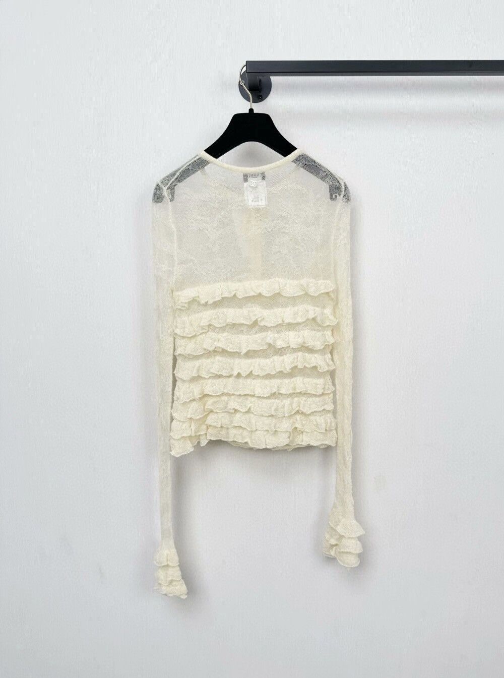 Chanel Chanel wool knitted shirt Size XS / US 0-2 / IT 36-38 - 2 Thumbnail
