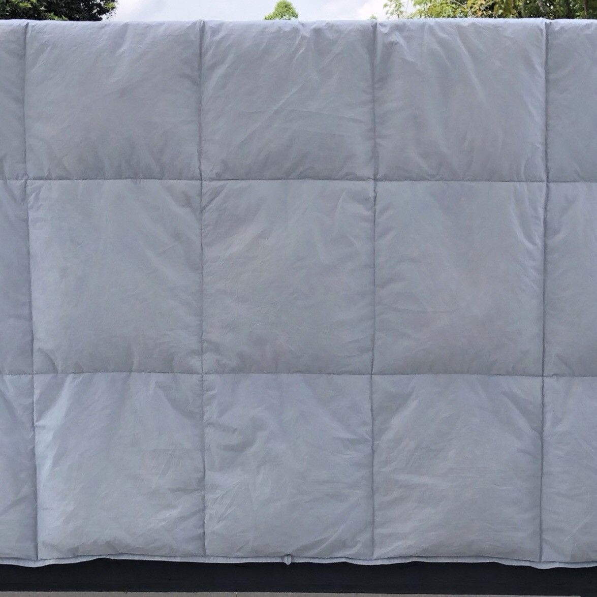 Burberry Burberry Goose Feather Blanket 150cm x 210cm Made In Japan Size ONE SIZE - 8 Thumbnail