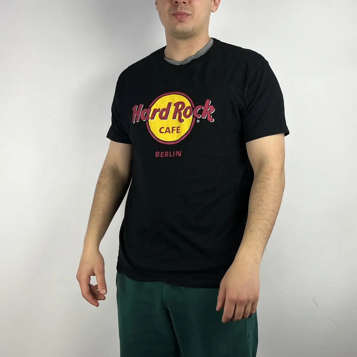 Hard Rock Cafe Hard rock cafe Tshirt berlin size Large Size US L / EU 52-54 / 3 - 1 Thumbnail