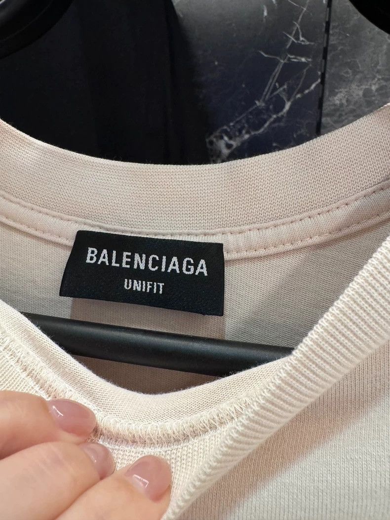 Balenciaga Balenciaga FBI front and back letter logo beige short sleev Size US S / EU 44-46 / 1 - 3 Thumbnail