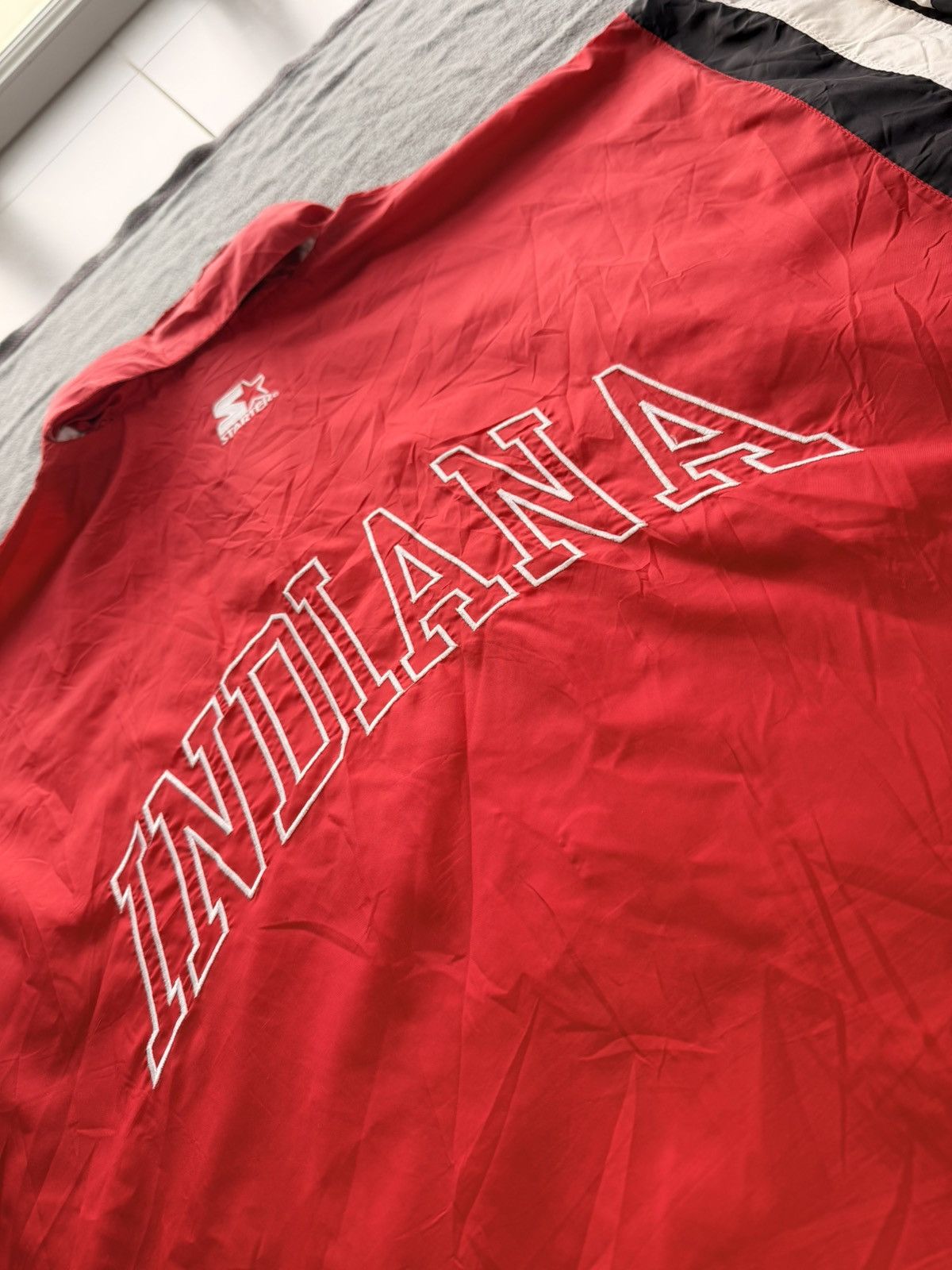 Starter Starter red Indiana Hoosiers windbreaker jacket Size US XL / EU 56 / 4 - 8 Thumbnail