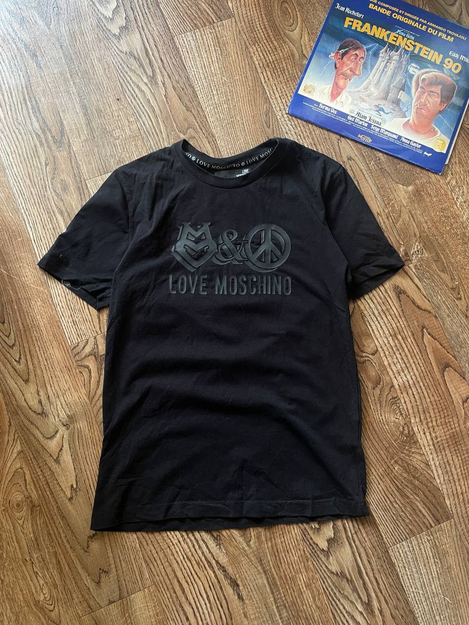 Moschino Love Moschino T-shirt peace logo size Small Size US L / EU 52-54 / 3 - 2 Thumbnail