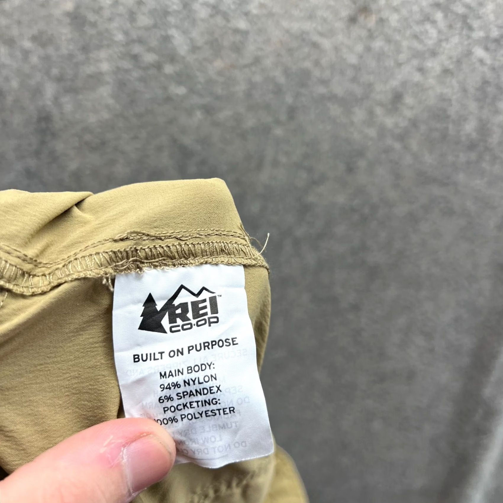 Vintage VINTAGE Rei Co-op Pants Mens 40x30 Khaki Hiking Zip 131002 Cargo Pants Beige Regular Men's Size US 40 / EU 56 - 2 Thumbnail