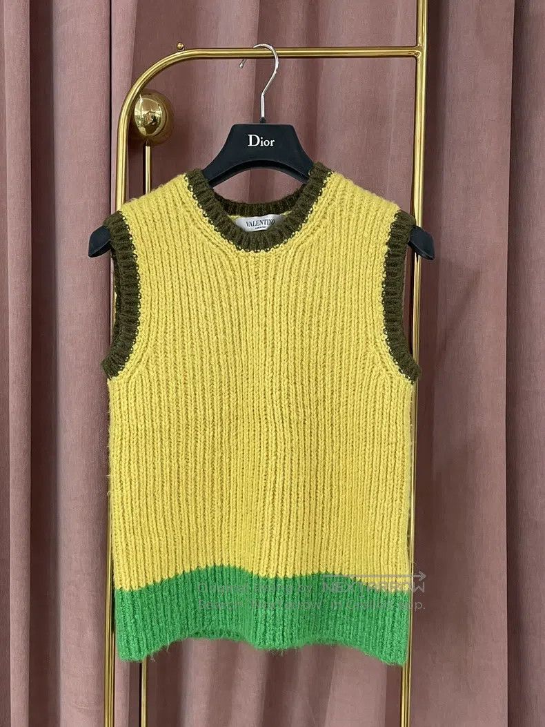 Other Valentino Yellow sweater vest set Size S / US 4 / IT 40 - 2 Thumbnail