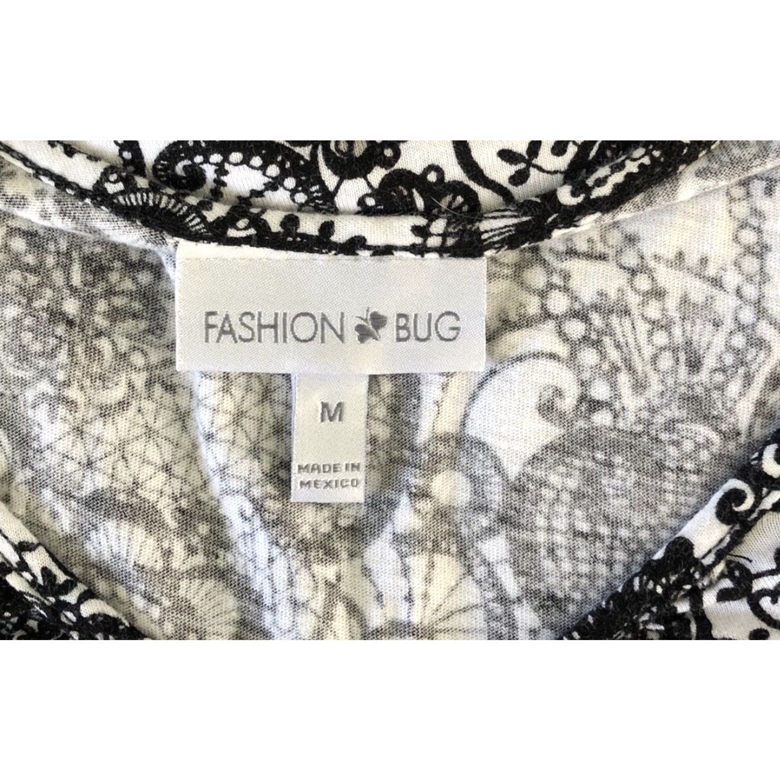 Vintage Fashion Bug Top Shirt M Black/White Geometric V-Neck Short Sleeve Tee Whimsgoth Career Size M / US 6-8 / IT 42-44 - 4 Thumbnail