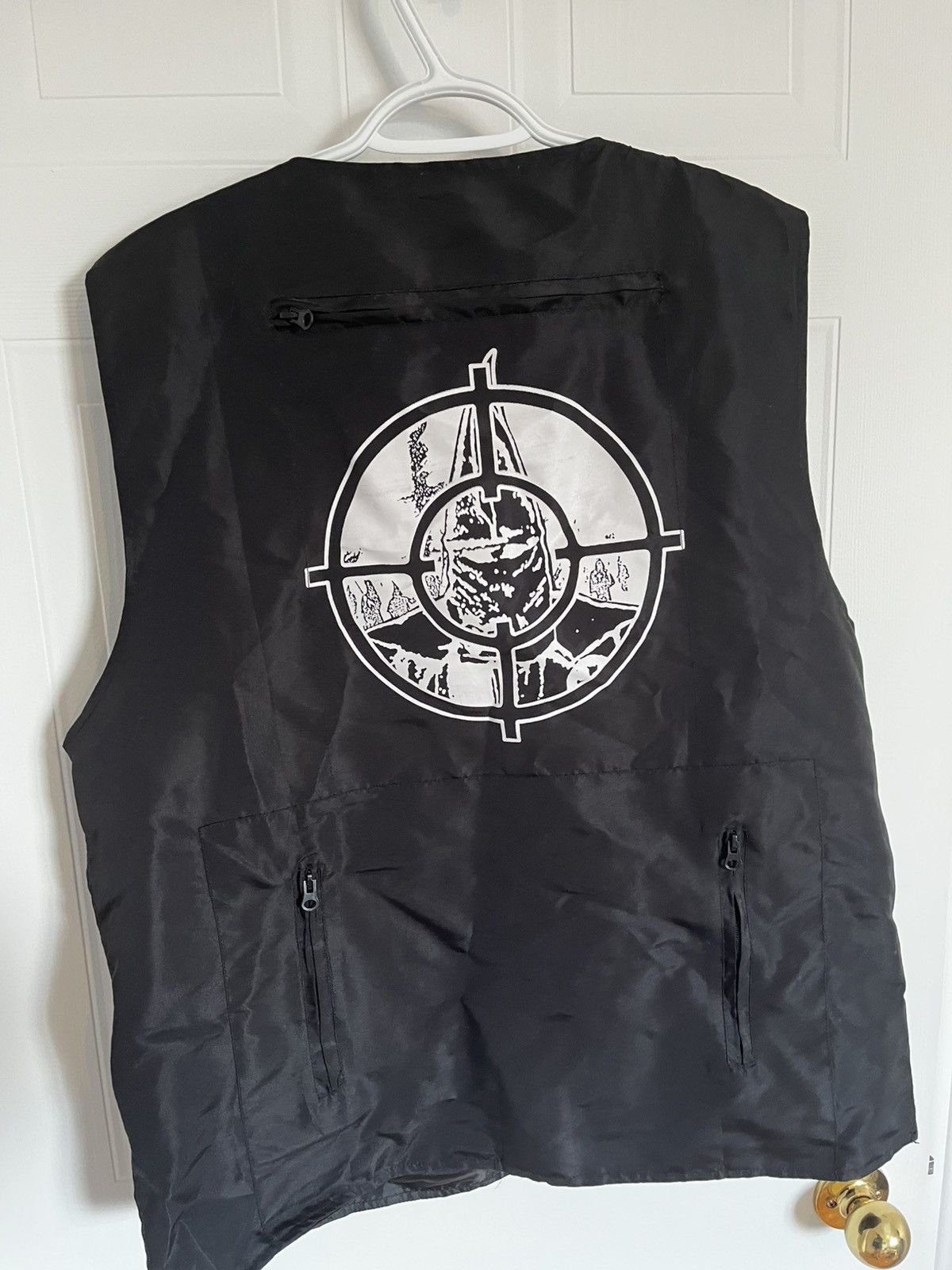 Insomnia Visuals Insomnia vest RARE Size US L / EU 52-54 / 3 - 2 Thumbnail
