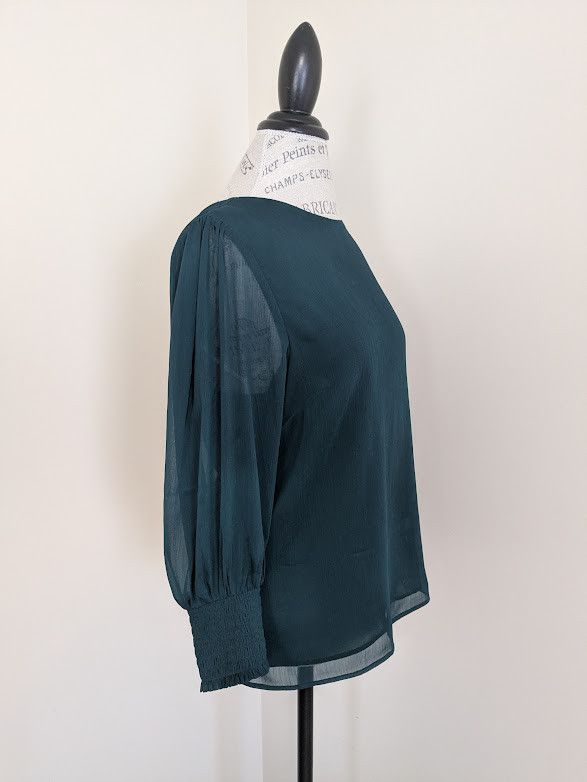 Ann Taylor Dark Green smocked cuff chiffon blouse Size L / US 10 / IT 46 - 3 Thumbnail