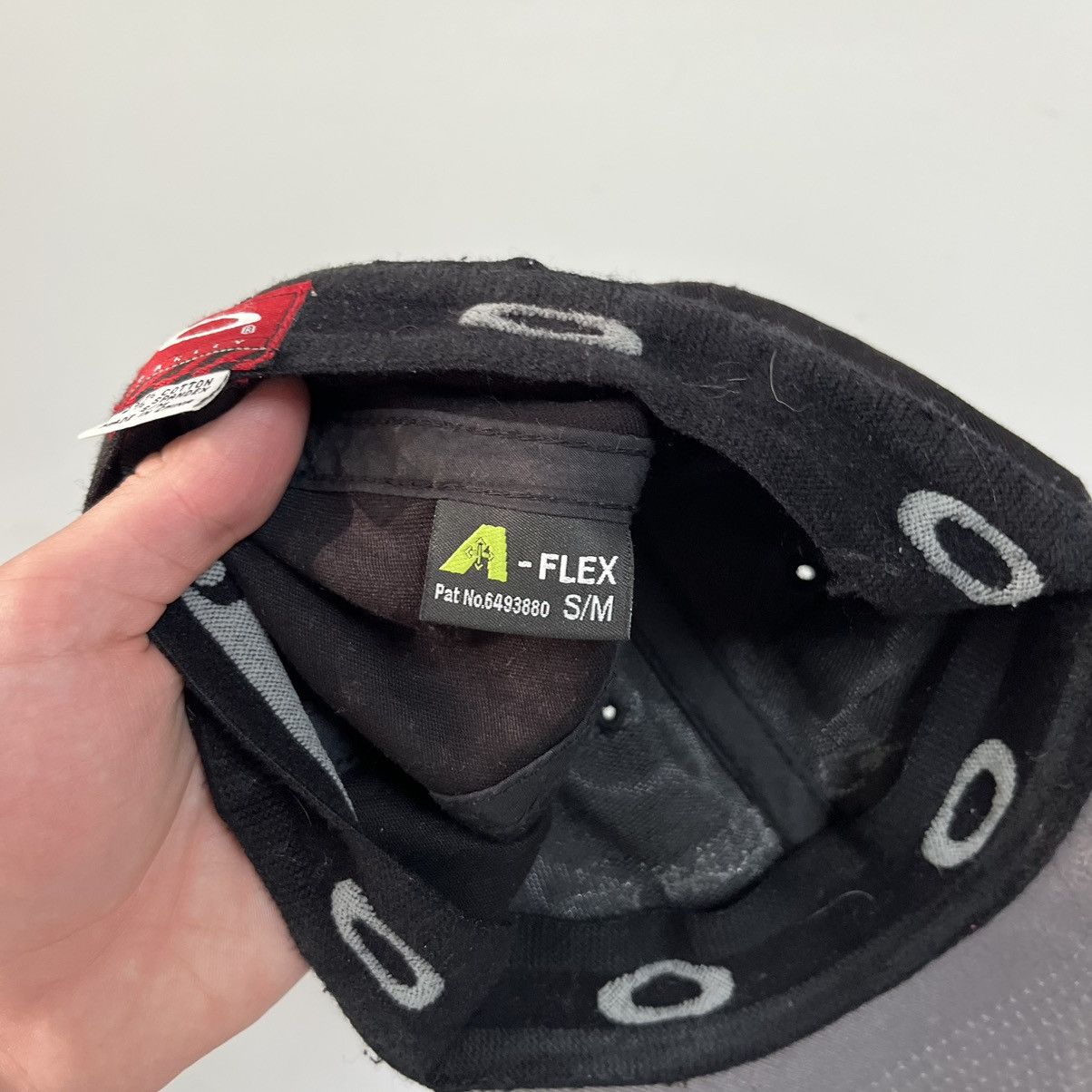 Oakley Cap Oakley rare Big Logo Vintage Streetwear Size ONE SIZE - 6 Thumbnail