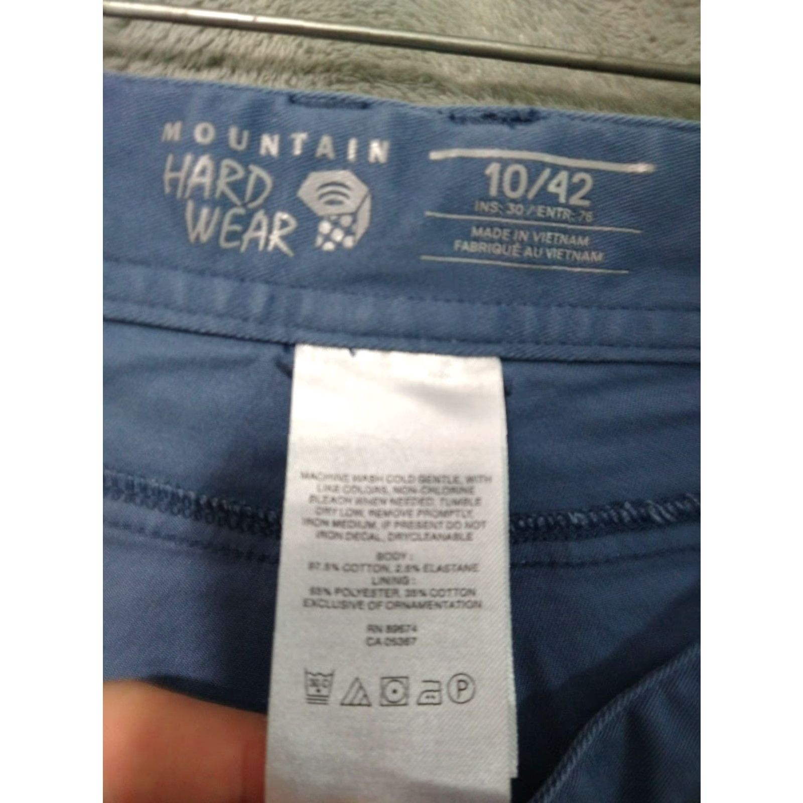 Mountain Hardwear Mountain Hardwear Jeans Womens 10 Blue Skinny Mid Rise Outdoor Hiking Stretch Shirt? Size 32" / US 10 / IT 46 - 7 Thumbnail