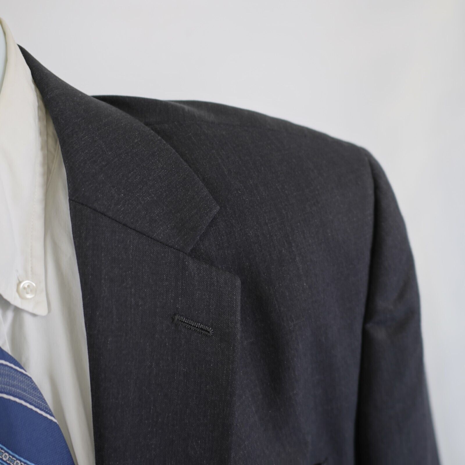 Joseph & Feiss Joseph & Feiss Charcoal Gray Wool Suit Jacket 46S 2 Button 1 Size 46S - 2 Thumbnail