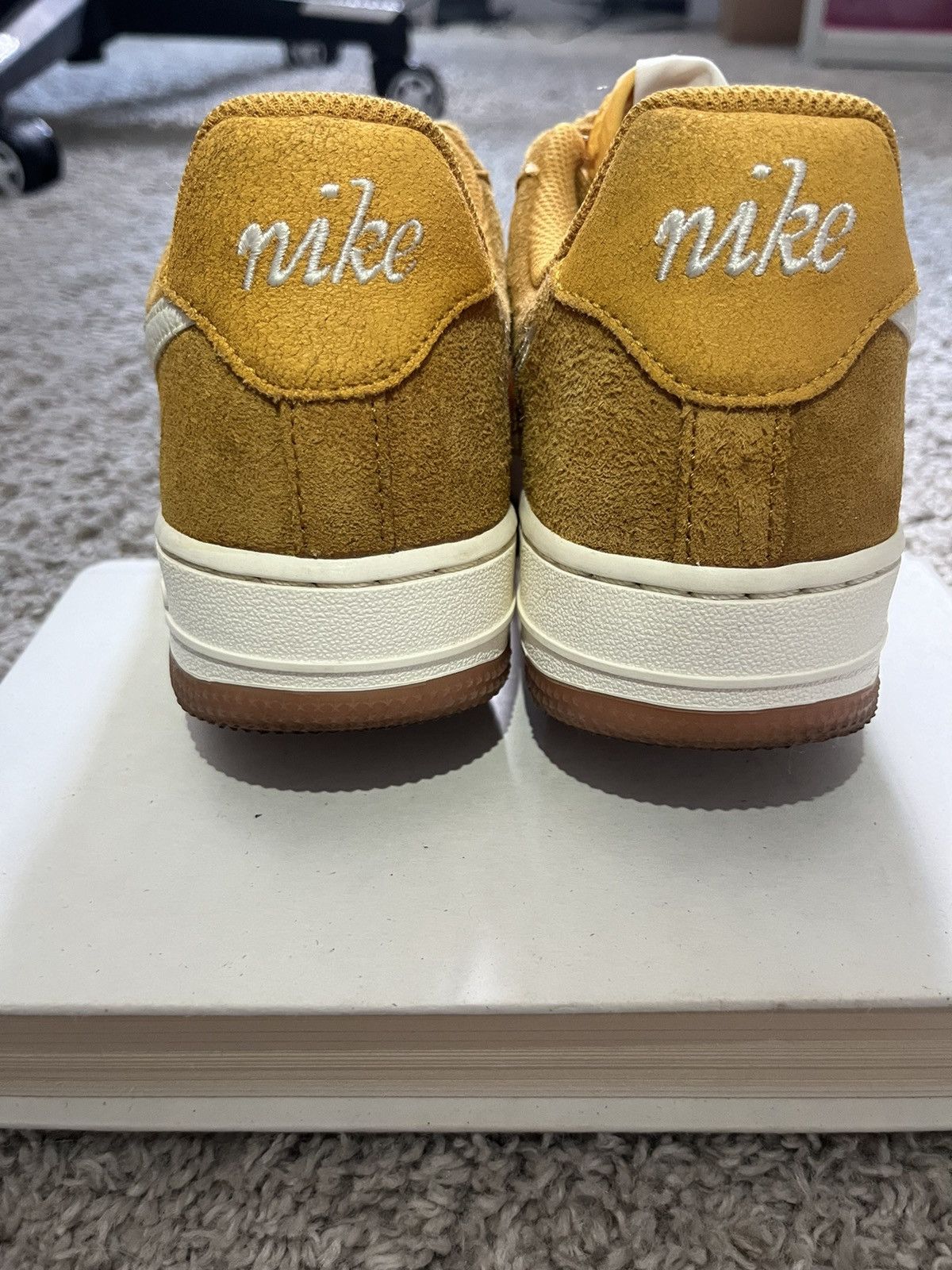 Nike Nike Air Force 1 Low 07’ “First Use University Gold” Size US 7 / IT 37 - 5 Thumbnail