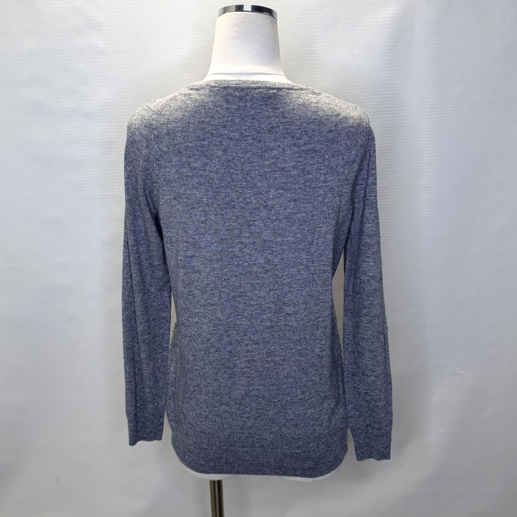 Boden VINTAGE Boden Sweater Womens Small Gray Polar Bear Intarsia Crewneck Soft Knit Pullover Size S / US 4 / IT 40 - 3 Thumbnail