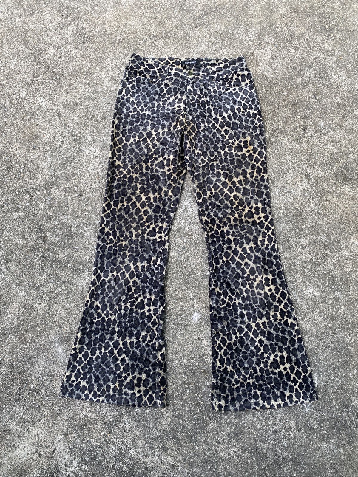 Japanese Brand Back&Forth Leopard Design Sunfaded Corduroy Flare Pant Size 27" / US 4 / IT 40 - 3 Thumbnail
