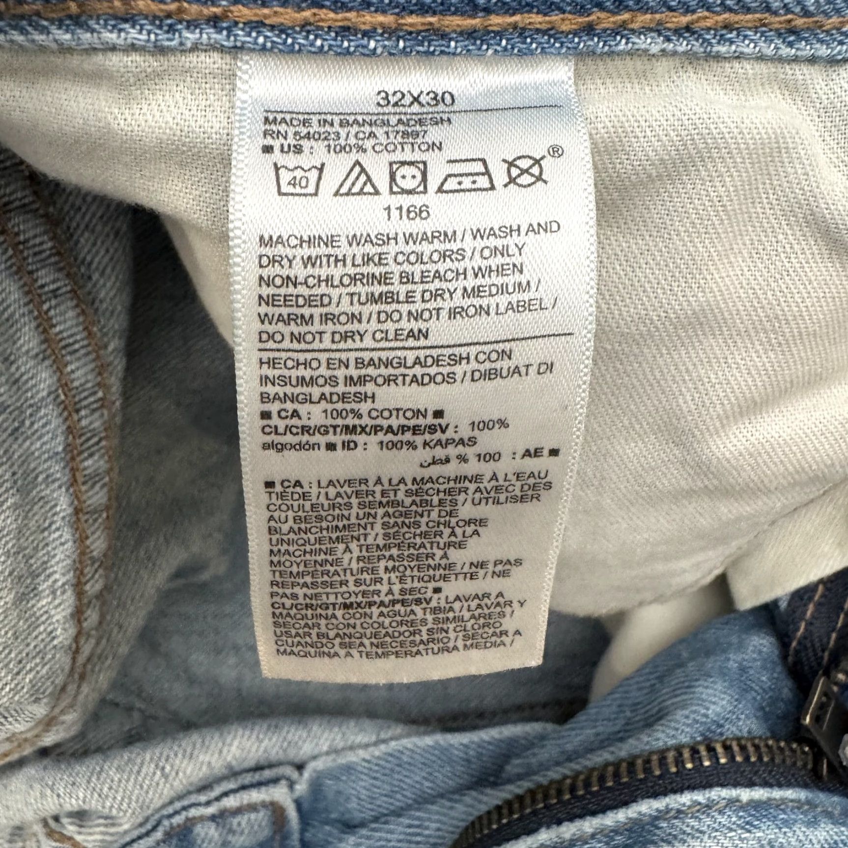 Old Navy Old Navy Jeans Mens 32x30 Blue OPP Straight Light Wash Denim 100% Cotton Classic Jeans Mens Size US 32 / EU 48 - 7 Thumbnail