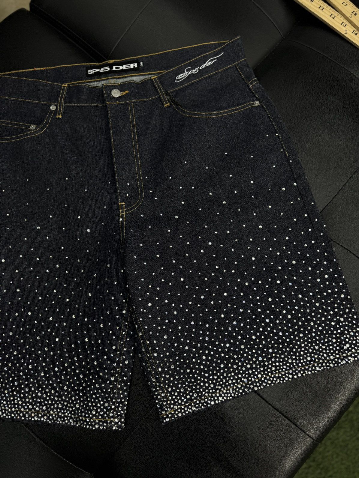 Sp5der Sp5der Rhinestone Crystal Jean Shorts Size (36) NEW Size US 36 / EU 52 - 2 Thumbnail