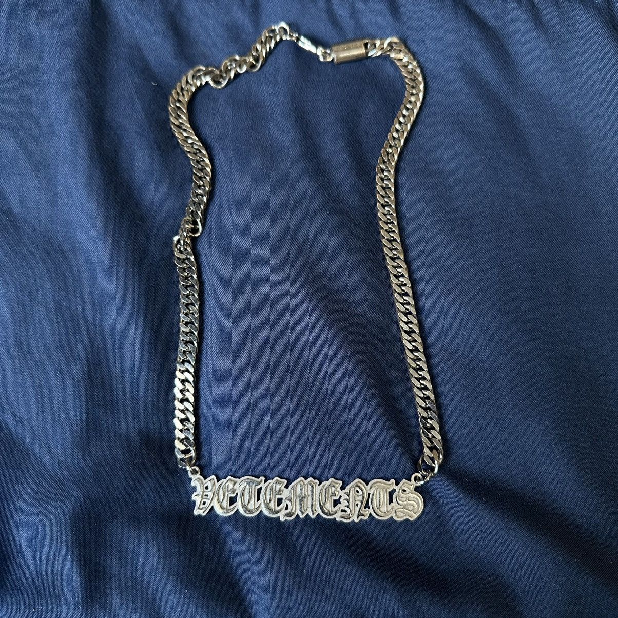 Vetements Vetements Gothic Logo Necklace | Grailed