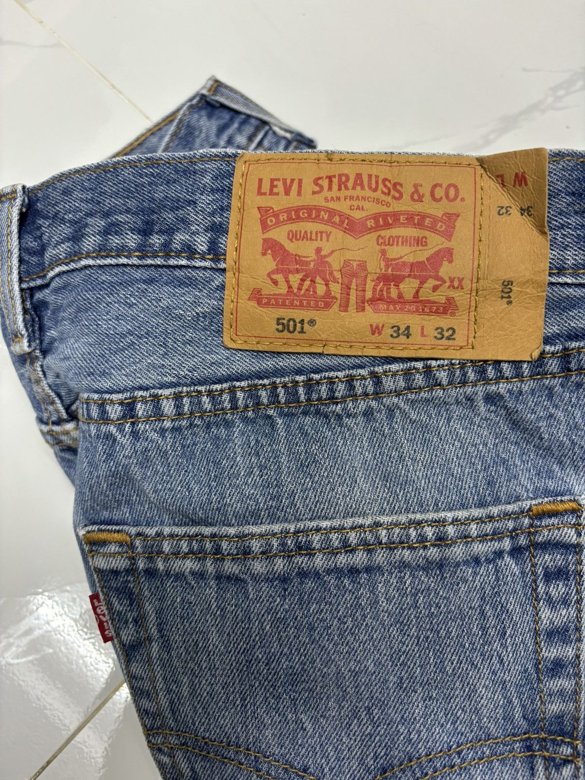 Levi's Vintage Levis 501 Y2K Acid Wash Distressed Denim Jeans Size US 34 / EU 50 - 9 Thumbnail