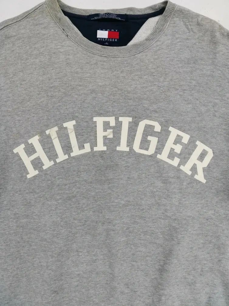 Tommy Hilfiger Rare!!! Tommy Hilfiger Big Logo Sweatshirt Size US S / EU 44-46 / 1 - 4 Thumbnail
