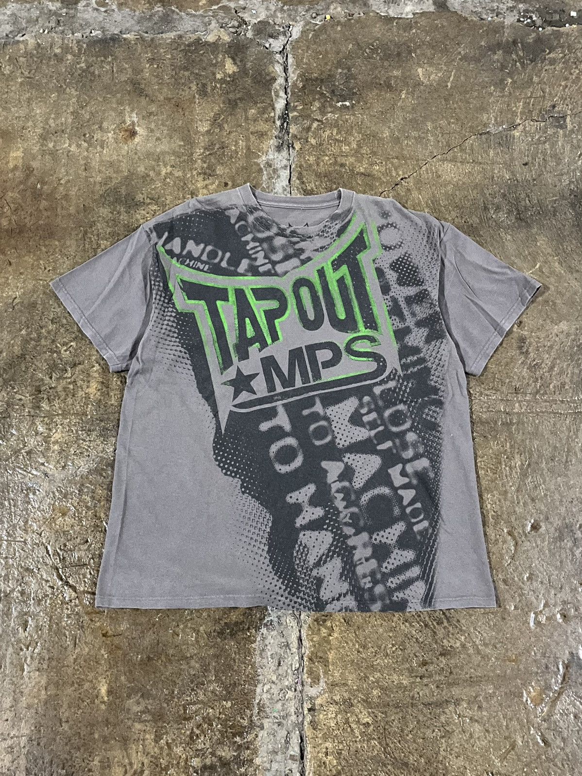 Affliction × Tapout × Vintage CRAZY Y2K TAPOUT GRUNGE SKATER CYBERPUNK GOTH TEE SHIRT Size US L / EU 52-54 / 3 - 1 Thumbnail