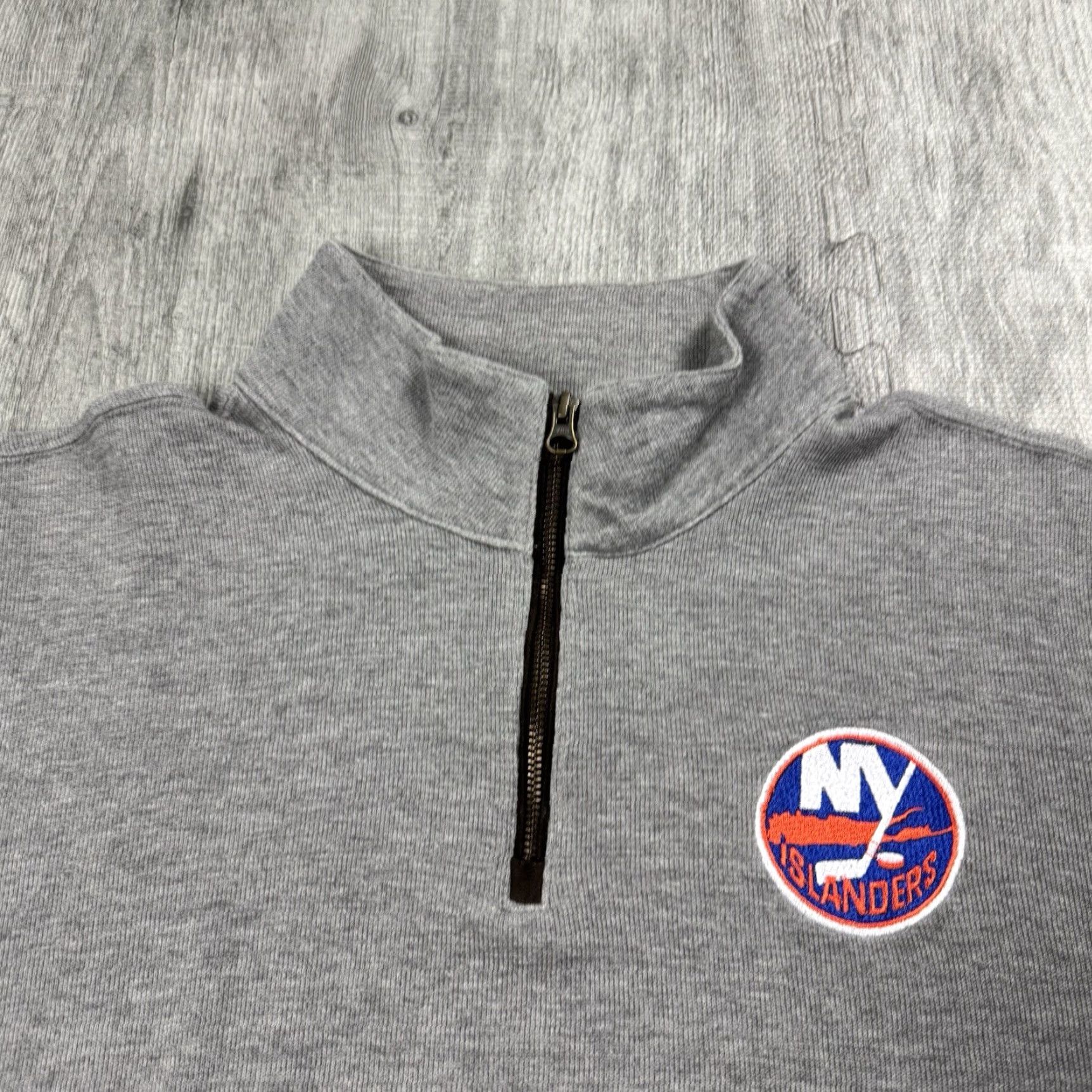 NHL NHL New York Islanders Adult XL 1/4 Zip Cotton Blend Embroidered Logo Sweater Size US XL / EU 56 / 4 - 2 Thumbnail