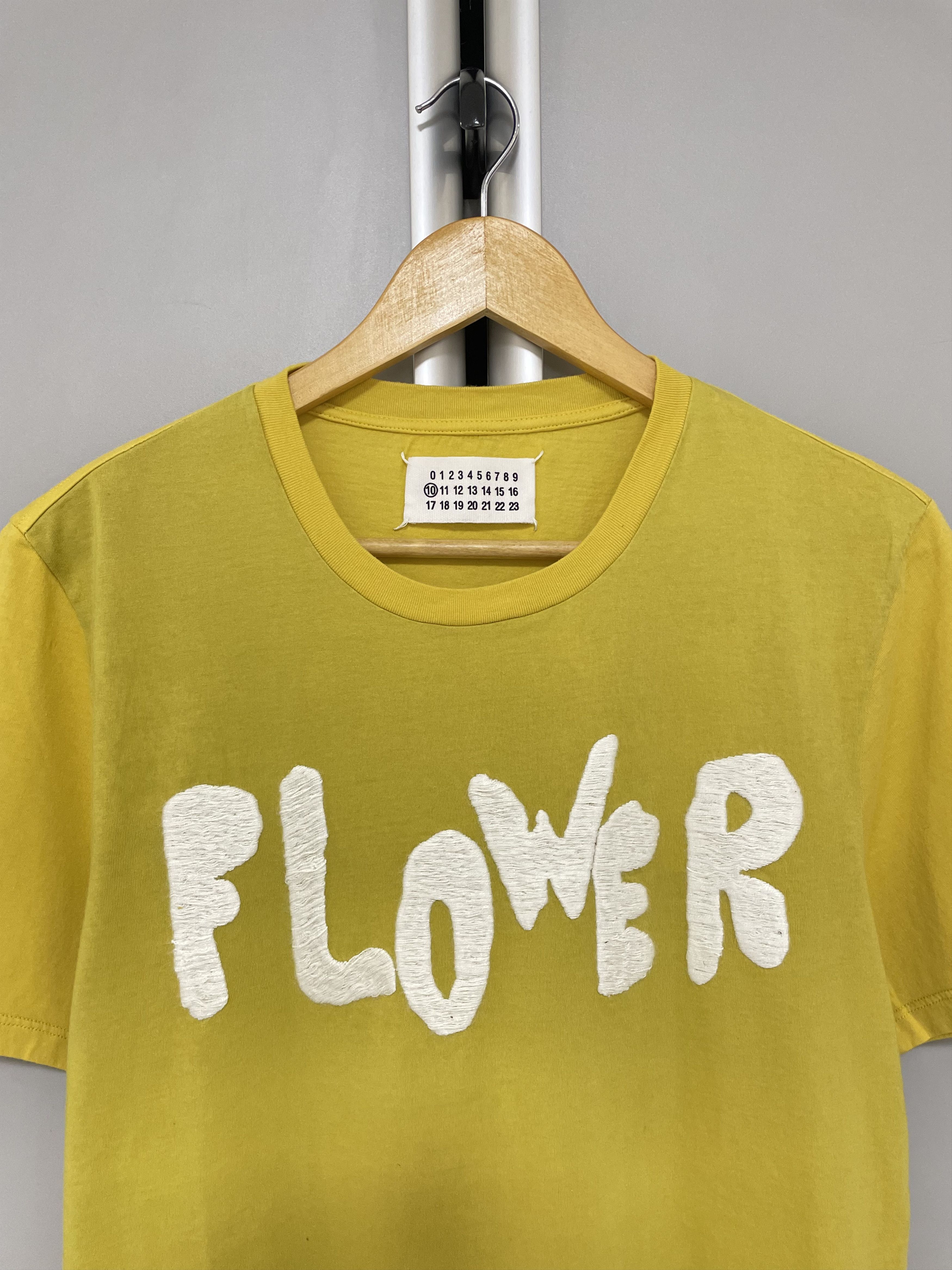 Maison Margiela MAISON MARTIN MARGIELA Paris Flower T-Shirt Archive Rare Tee Size US S / EU 44-46 / 1 - 5 Thumbnail