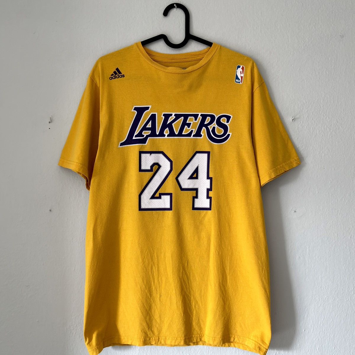 Adidas × NBA 2012 LA Lakers Koby Bryant Yellow T-shirt The Go-to Tee Size US M / EU 48-50 / 2 - 2 Thumbnail