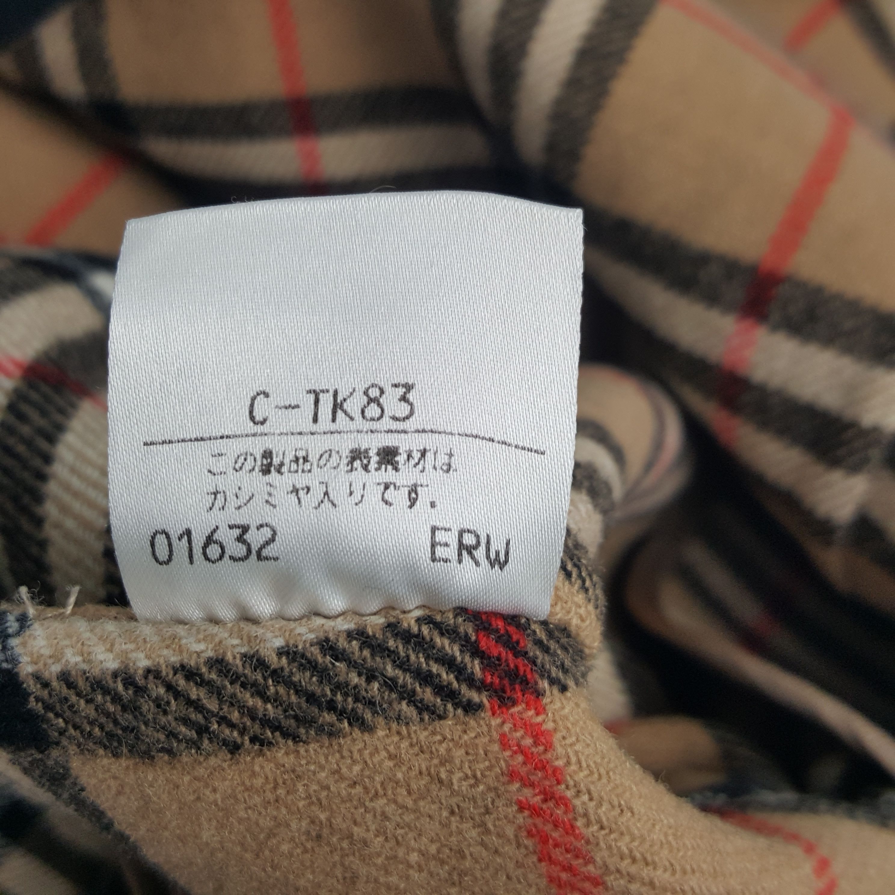 Burberry × Designer × Vintage Vintage Burberry London Custom Spell Out Wool Coat Jacket Size US M / EU 48-50 / 2 - 9 Thumbnail