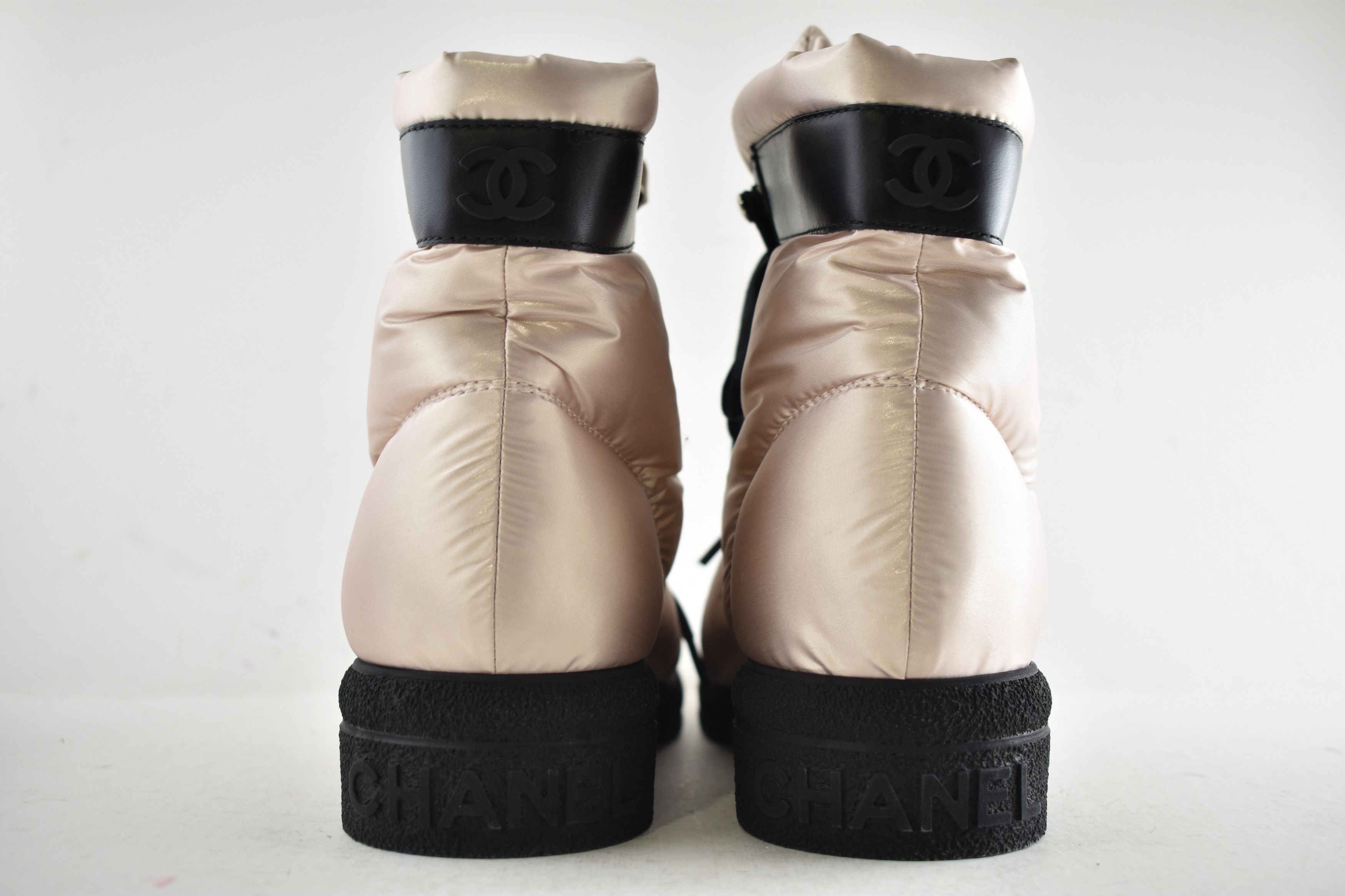 Chanel 18B Coco Neige Black Snow Winter Lace Up Tie Combat Boots 42 Size US 12 / IT 42 - 13 Thumbnail