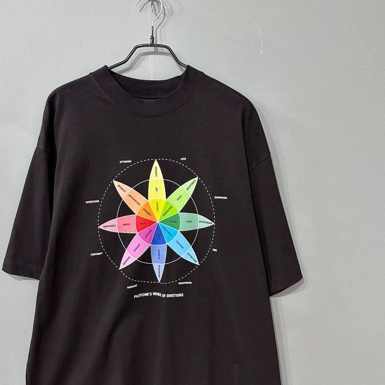 Balenciaga Balenciaga Colorful Compass Printed Logo Short Sleeve Size US M / EU 48-50 / 2 - 2 Thumbnail