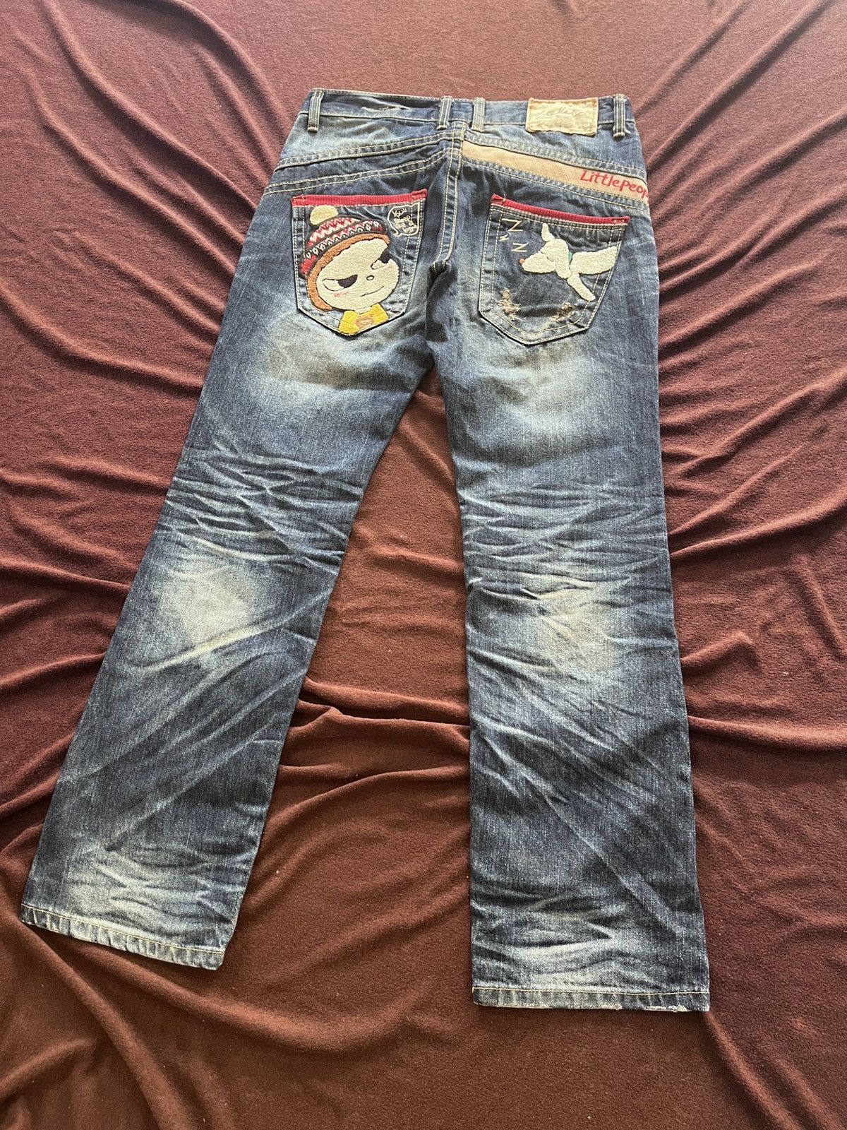 Japanese Brand ❤️‍🔥 OPEN BINDING OFFER ❤️‍🔥yoshitomo Nara Lolita Faded Jeans Size US 31 - 4 Thumbnail