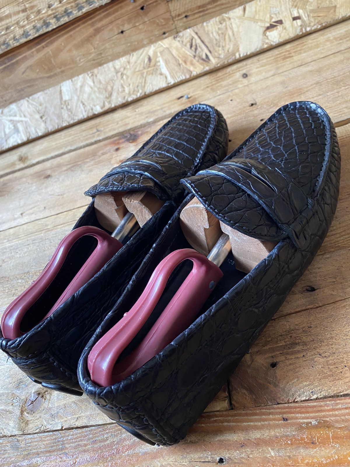 Louis Vuitton Louis vuitton black exotic crocodile loafers uk sz7 US 8 Size US 8 / EU 41 - 6 Thumbnail