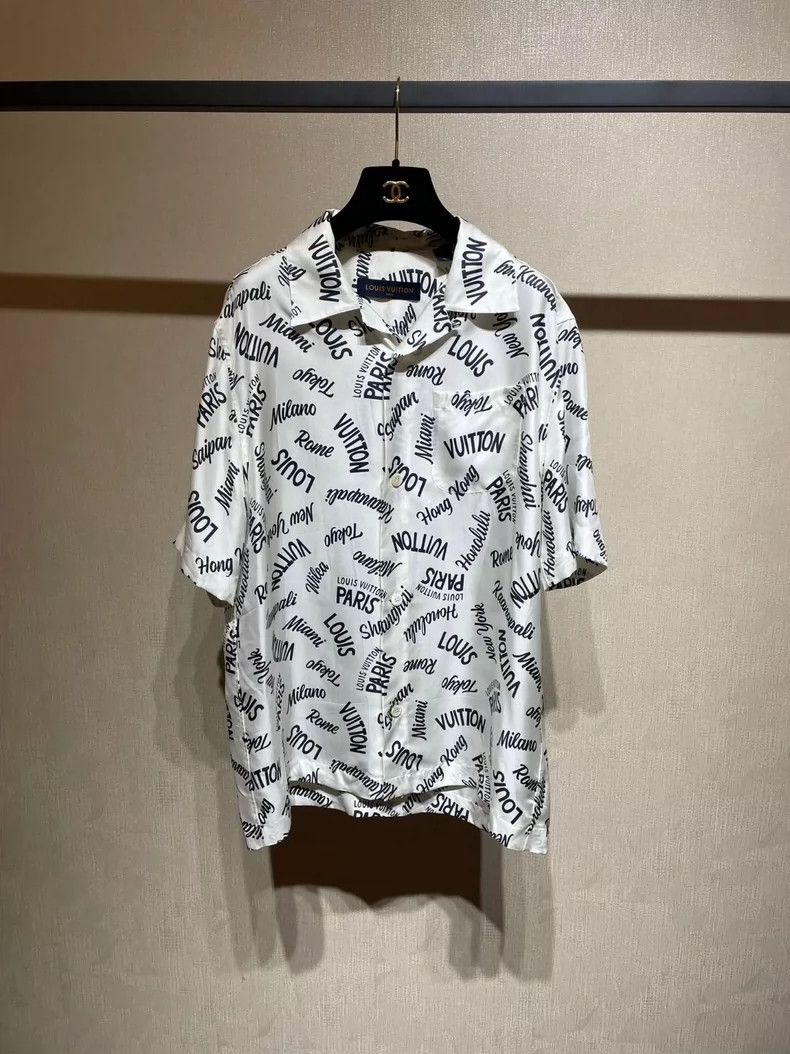 Louis Vuitton LV Letter Graffiti Silk Shirt Size S- DMC Size US S / EU 44-46 / 1 - 1 Thumbnail