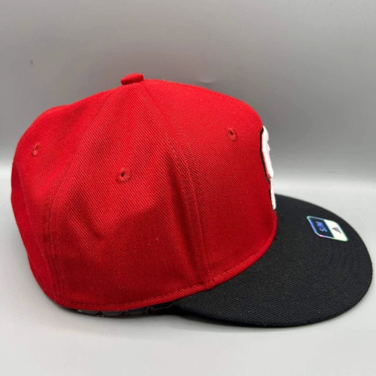 Adidas NC State Wolfpack Hat Men Red Black Stretch Fitted Cap S-M Size ONE SIZE - 6 Thumbnail