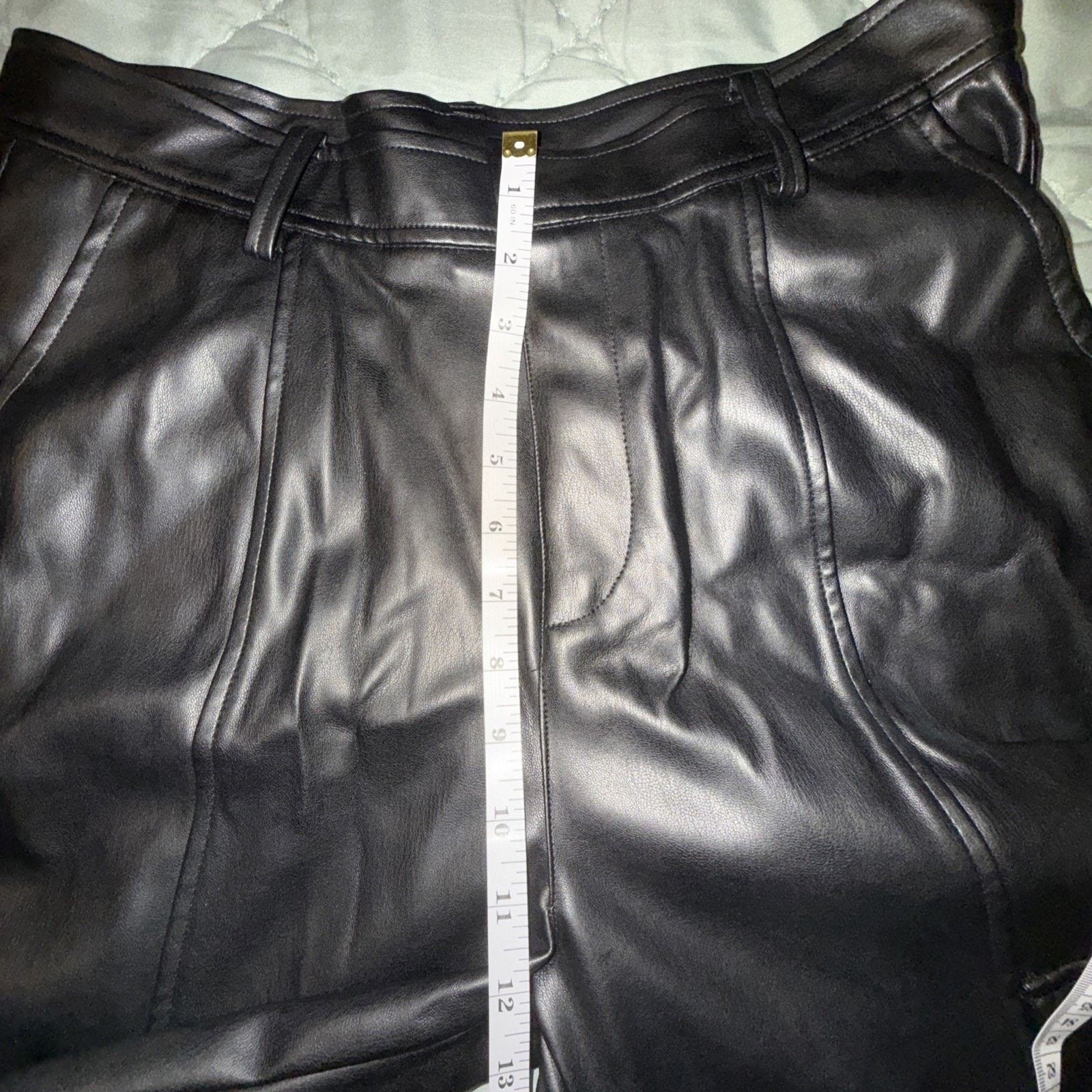 Anthropologie Anthropologie NWT Priscilla Faux leather pant cargo Sz Large Size 34" / US 12 / IT 48 - 11 Thumbnail